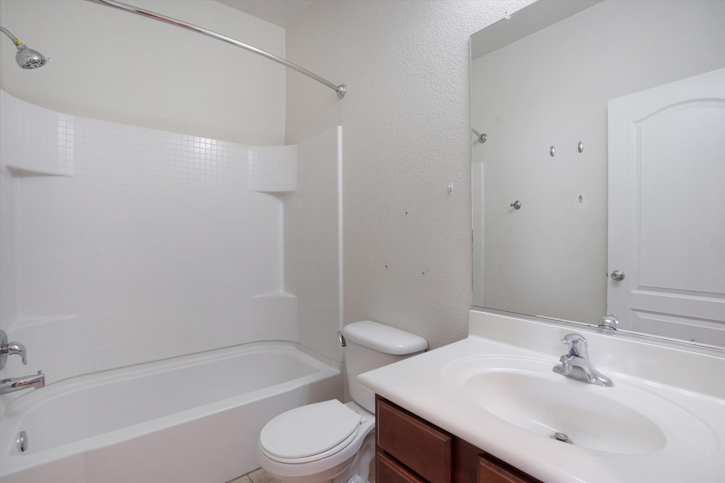 1709 Chisholm Trail NE