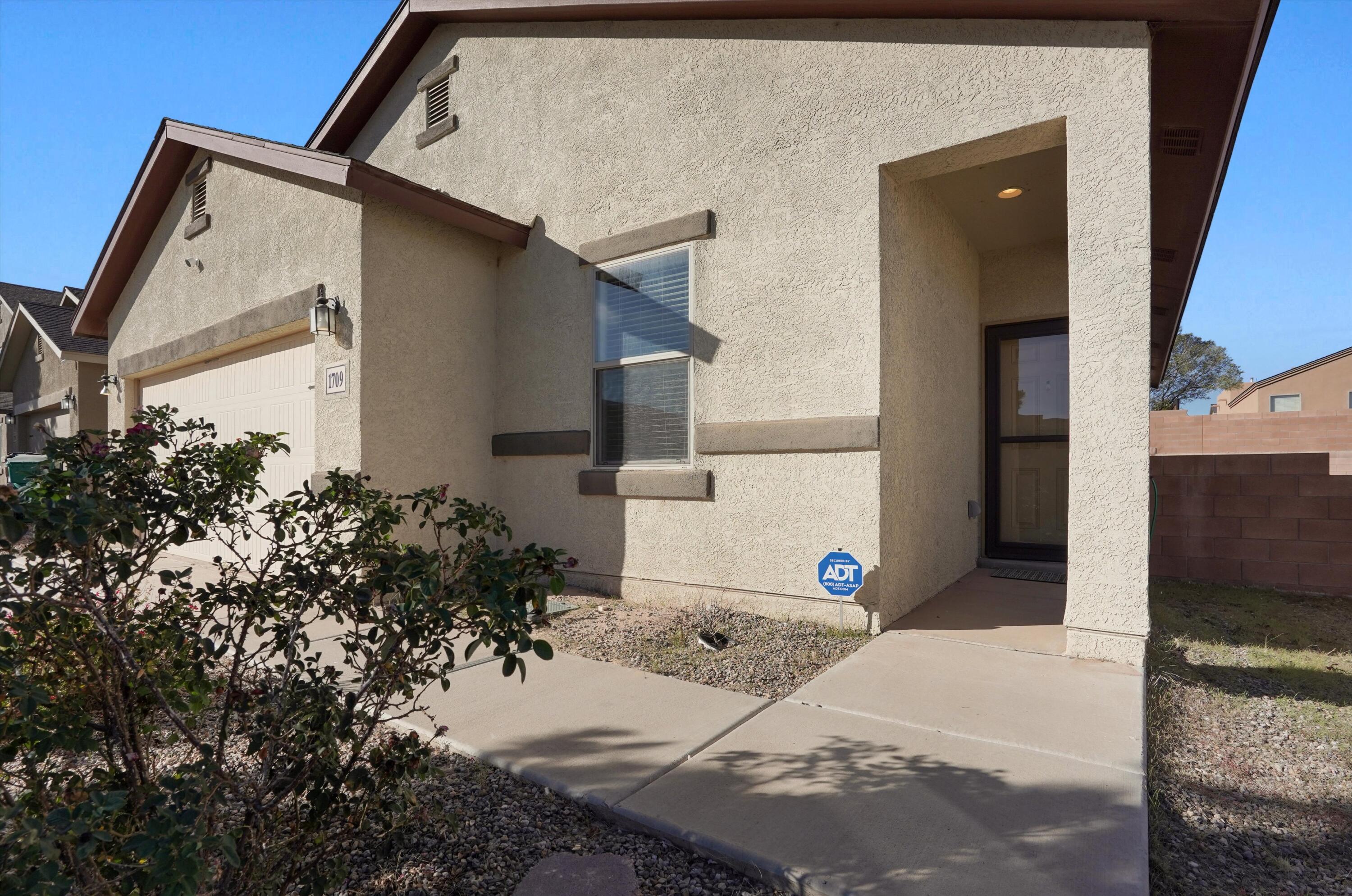 1709 Chisholm Trail NE