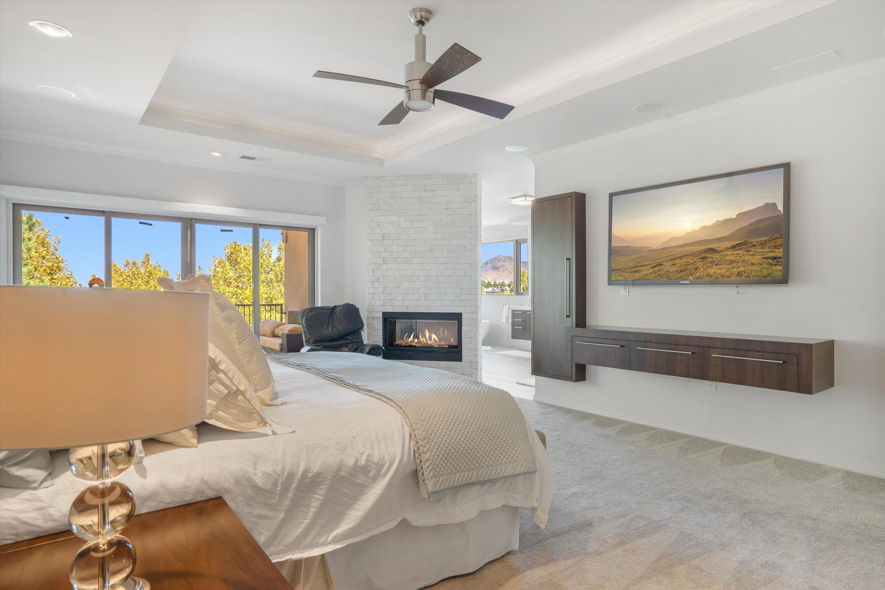 11119 Inverness Court NE