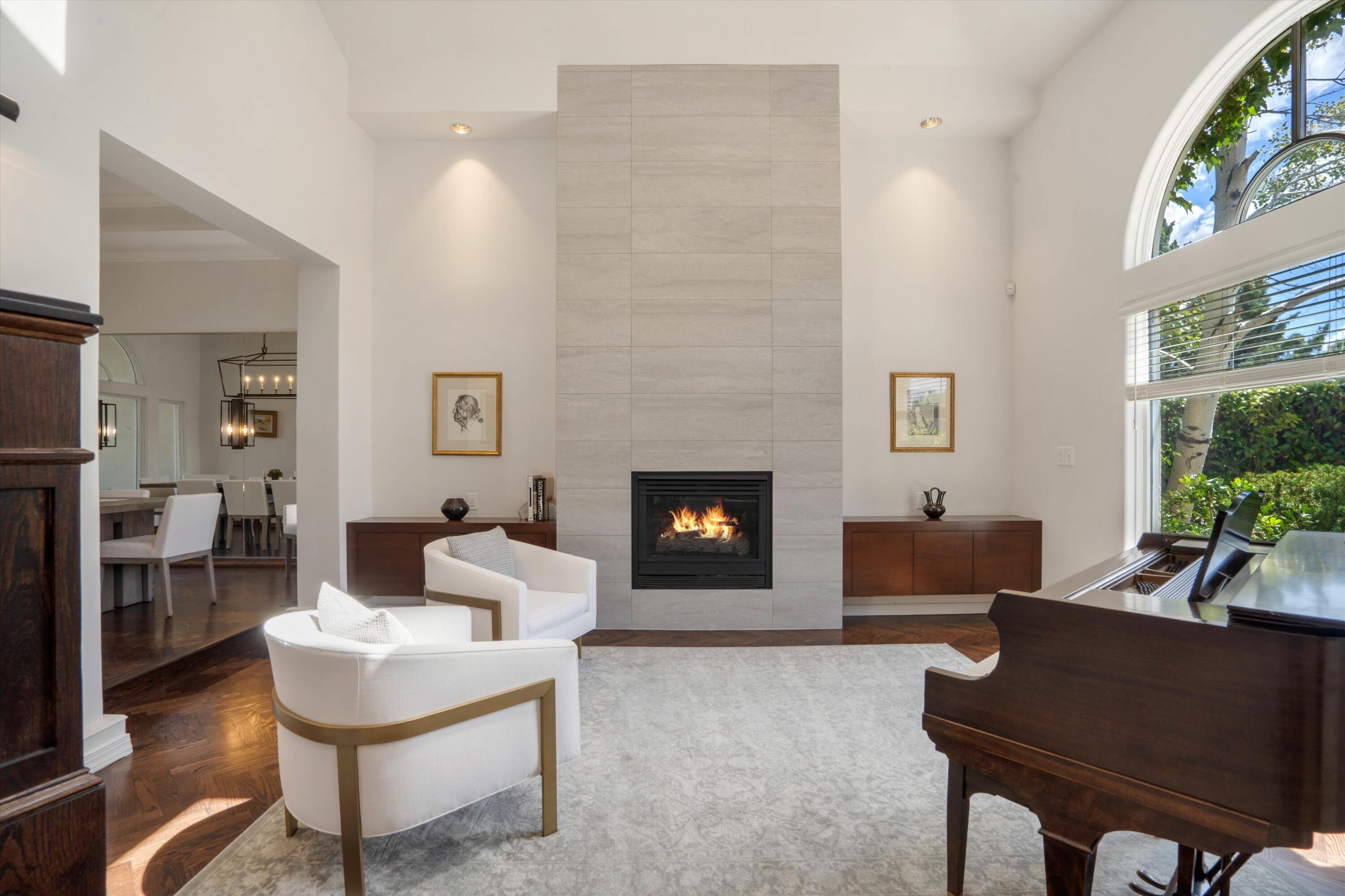 11119 Inverness Court NE