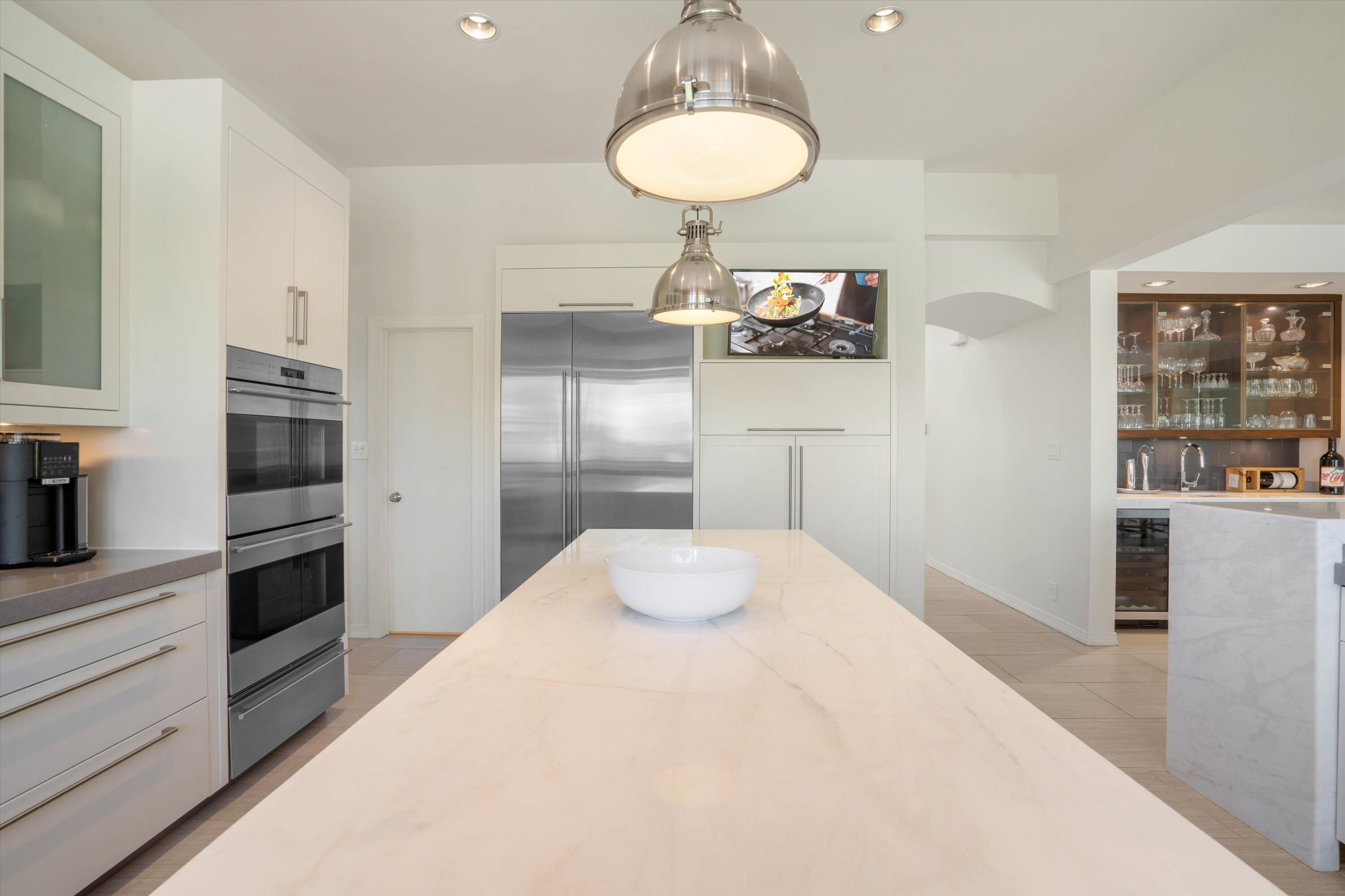 11119 Inverness Court NE