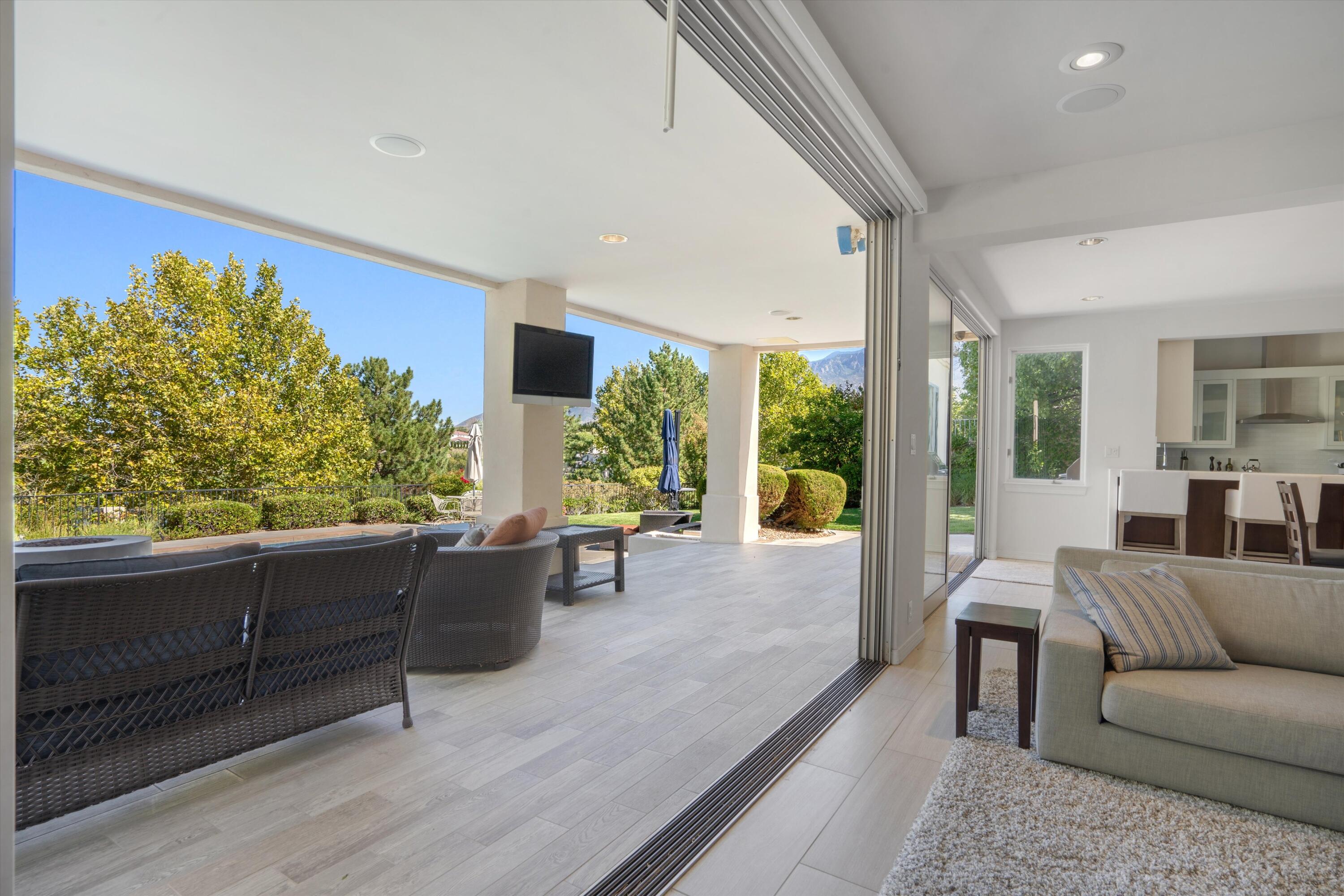 11119 Inverness Court NE