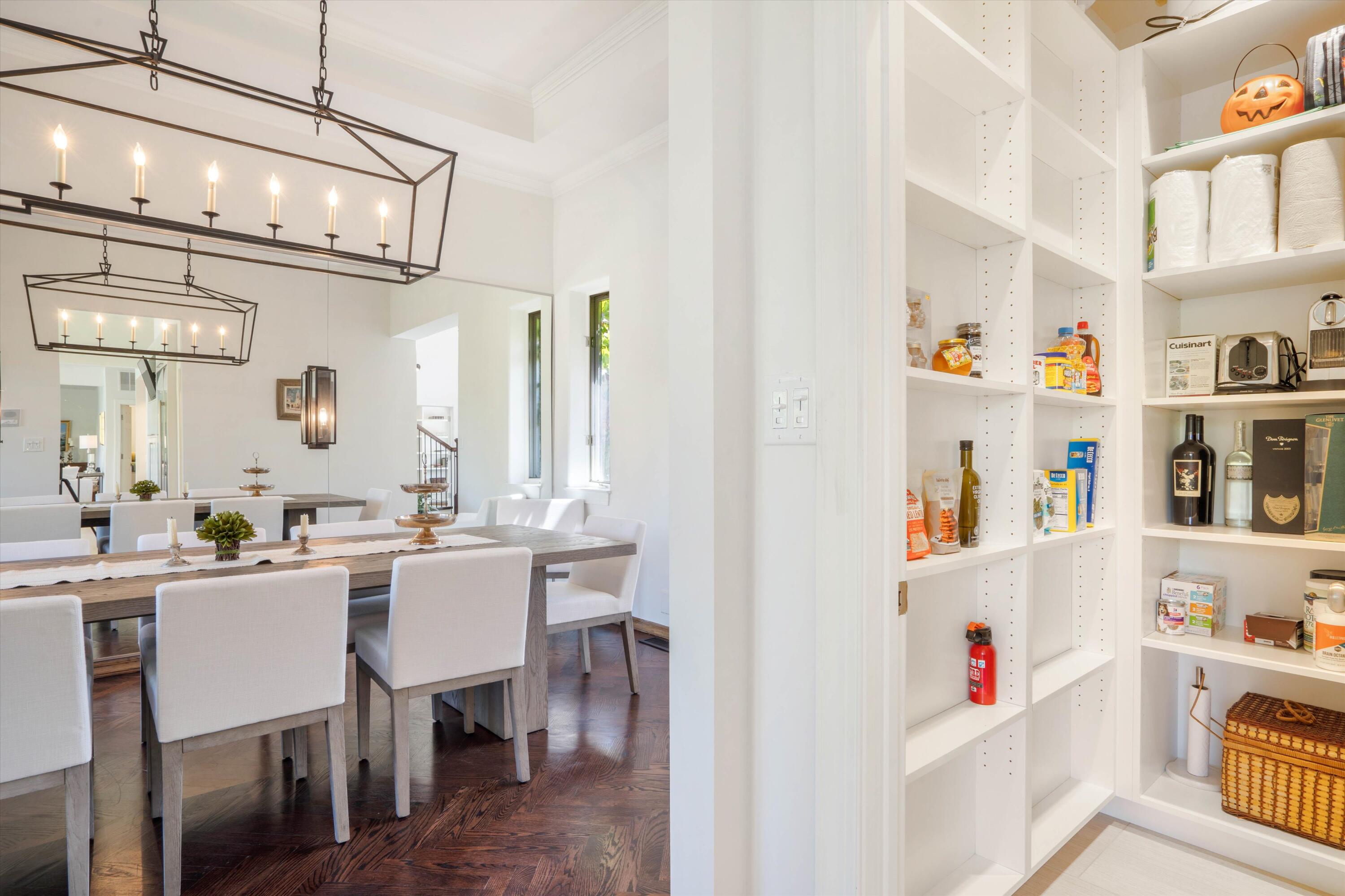 11119 Inverness Court NE