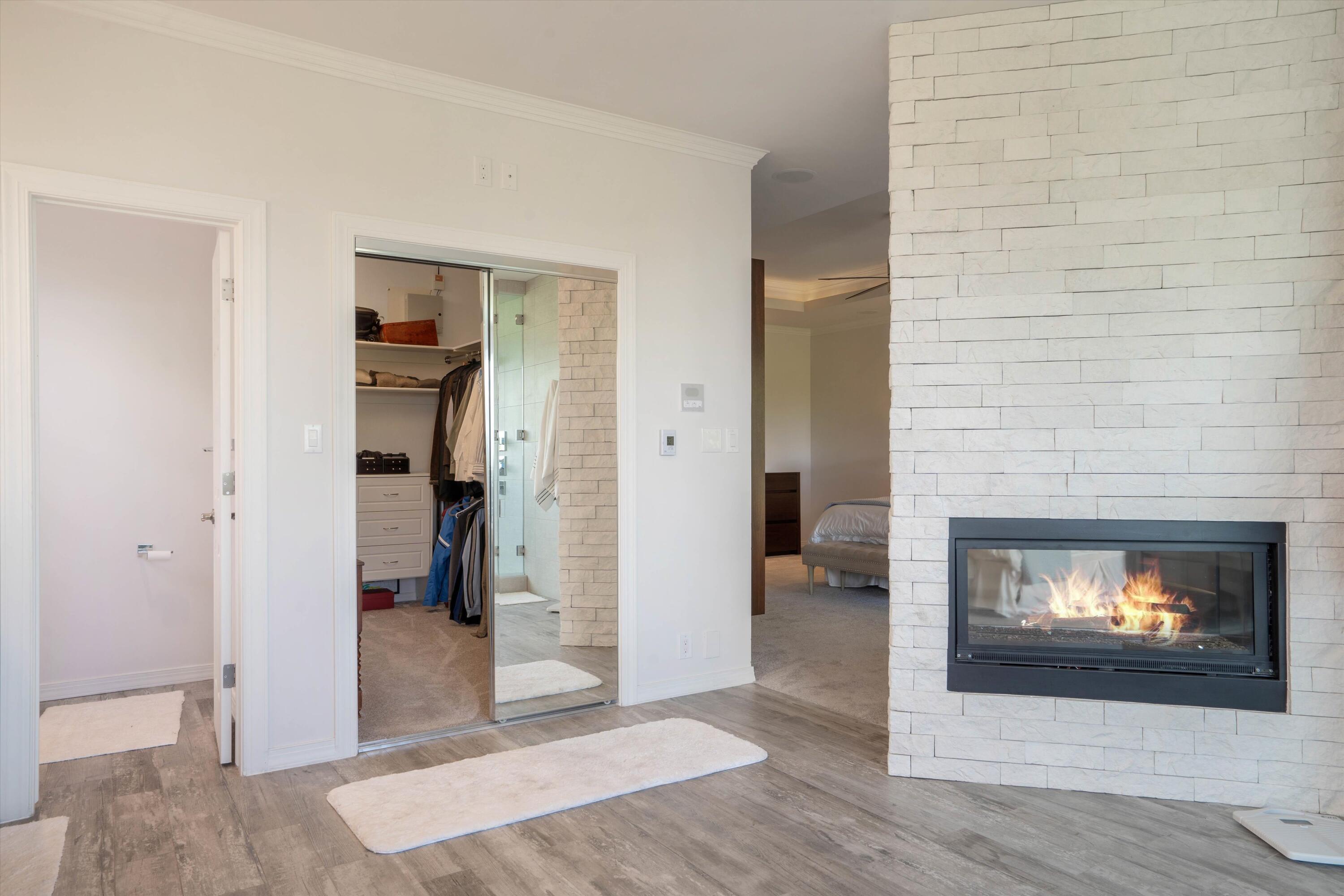 11119 Inverness Court NE