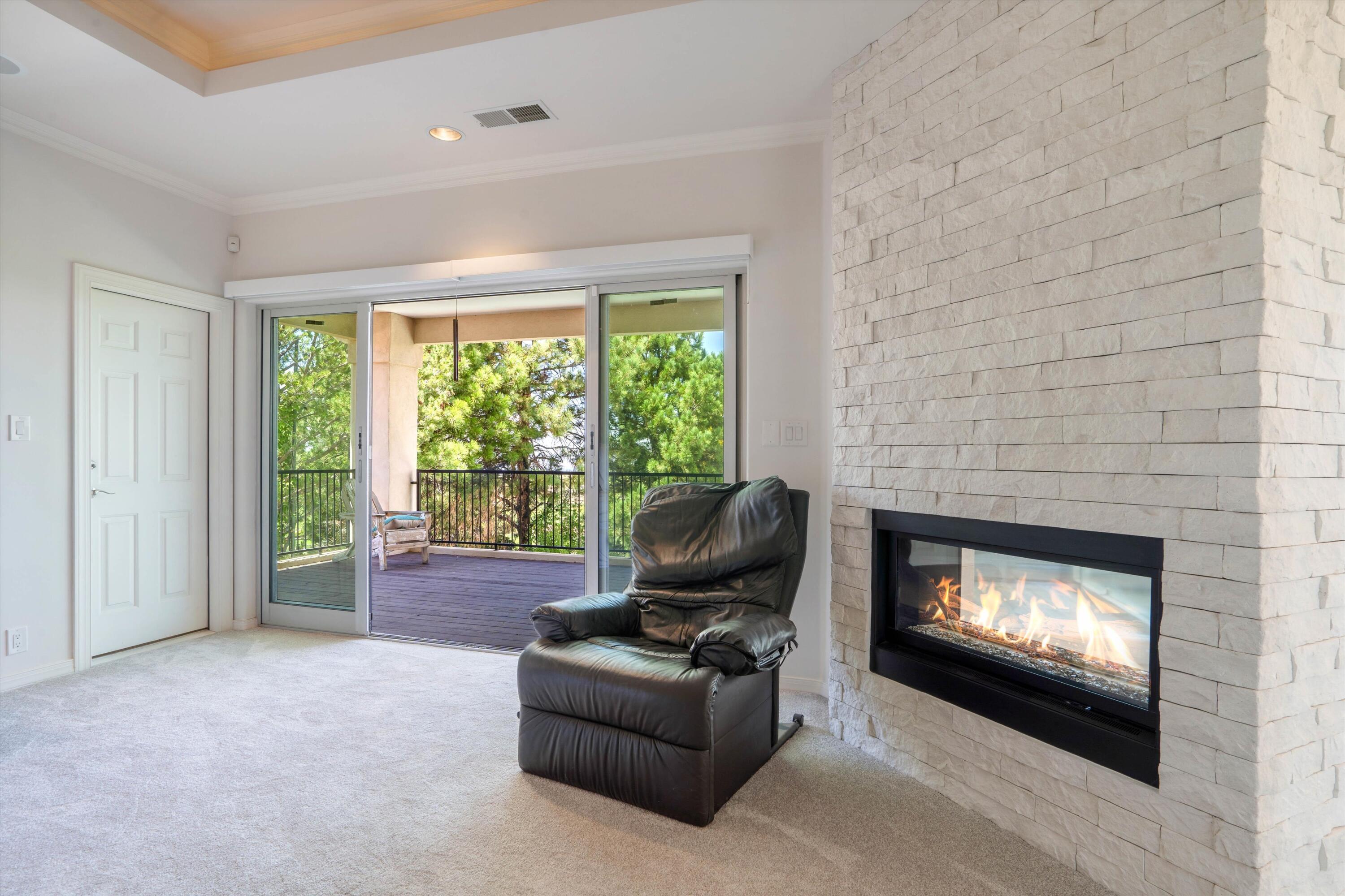 11119 Inverness Court NE