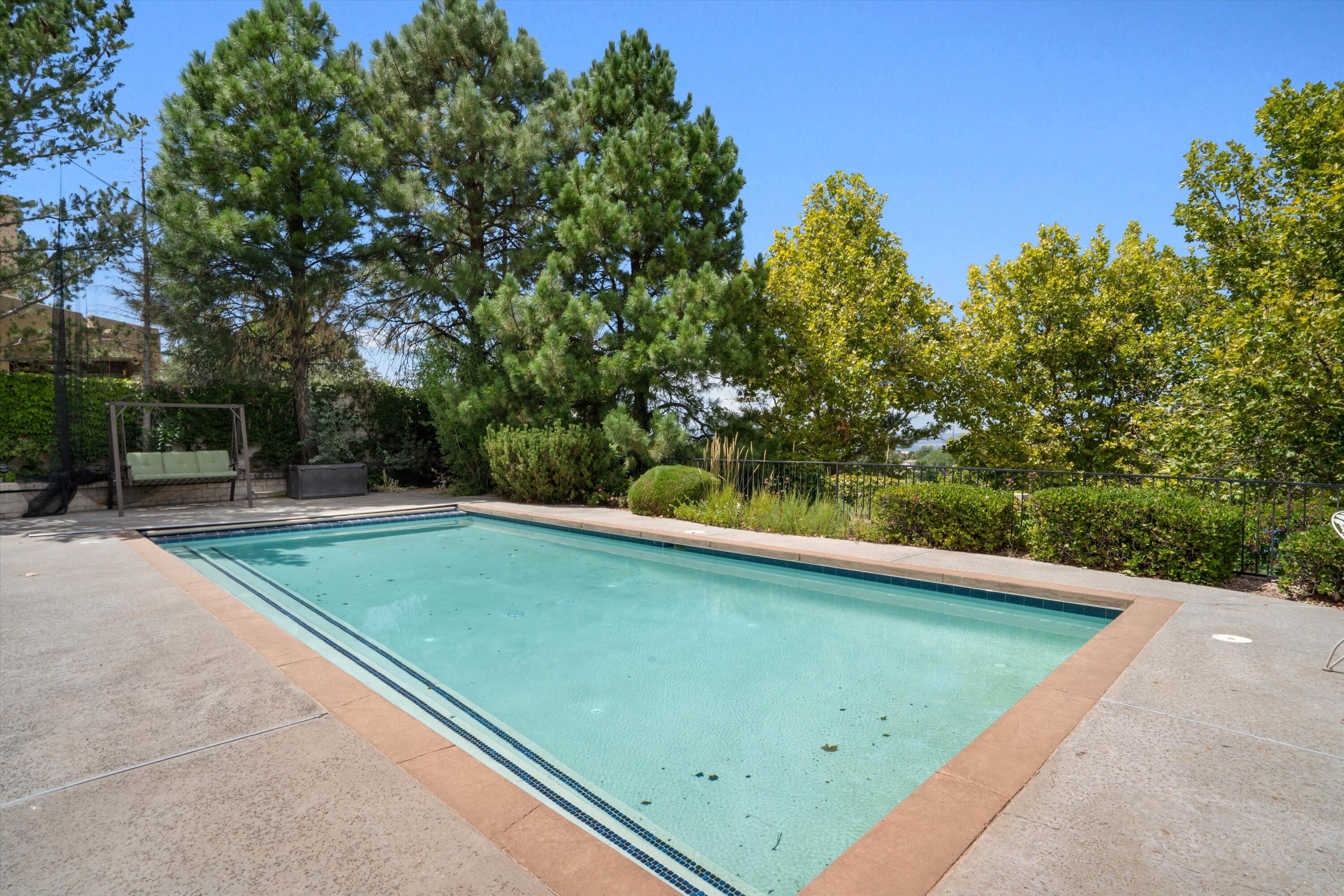 11119 Inverness Court NE