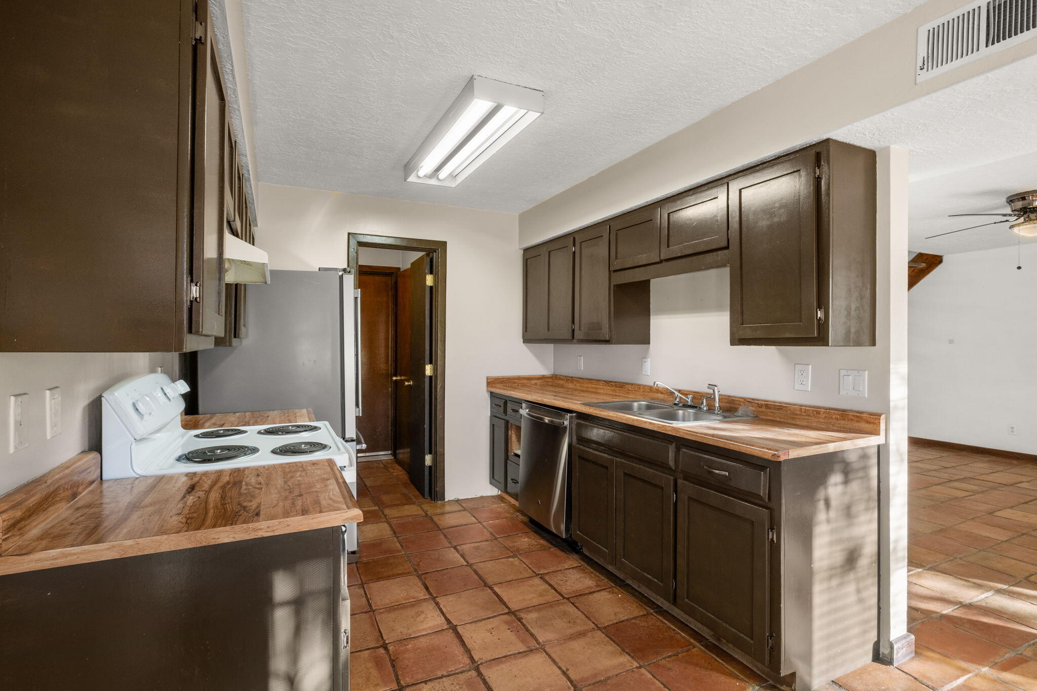 2943 Estrella Brillante Street NW