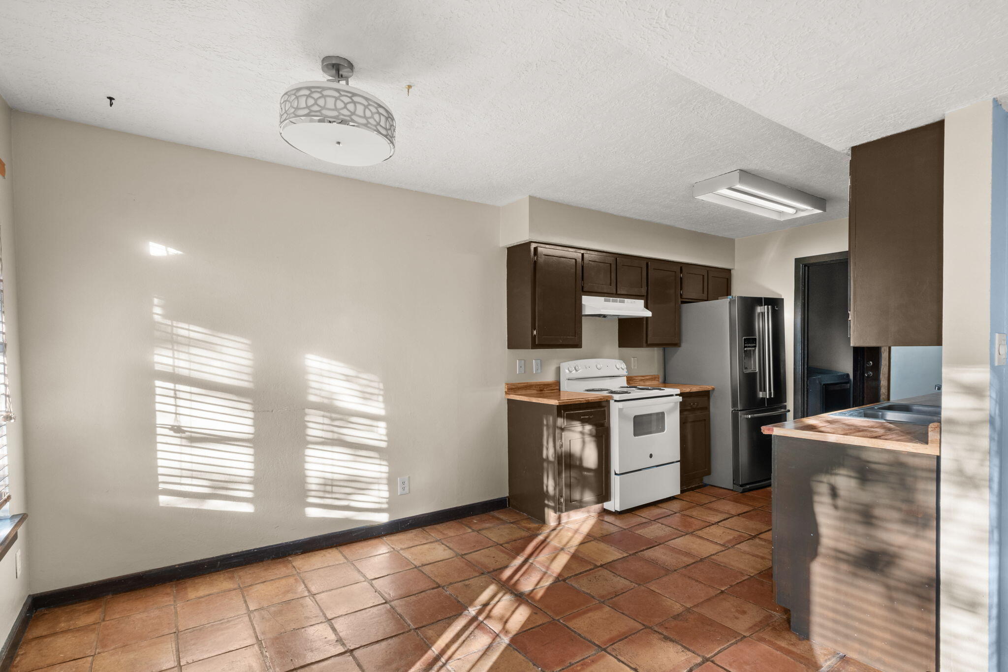 2943 Estrella Brillante Street NW