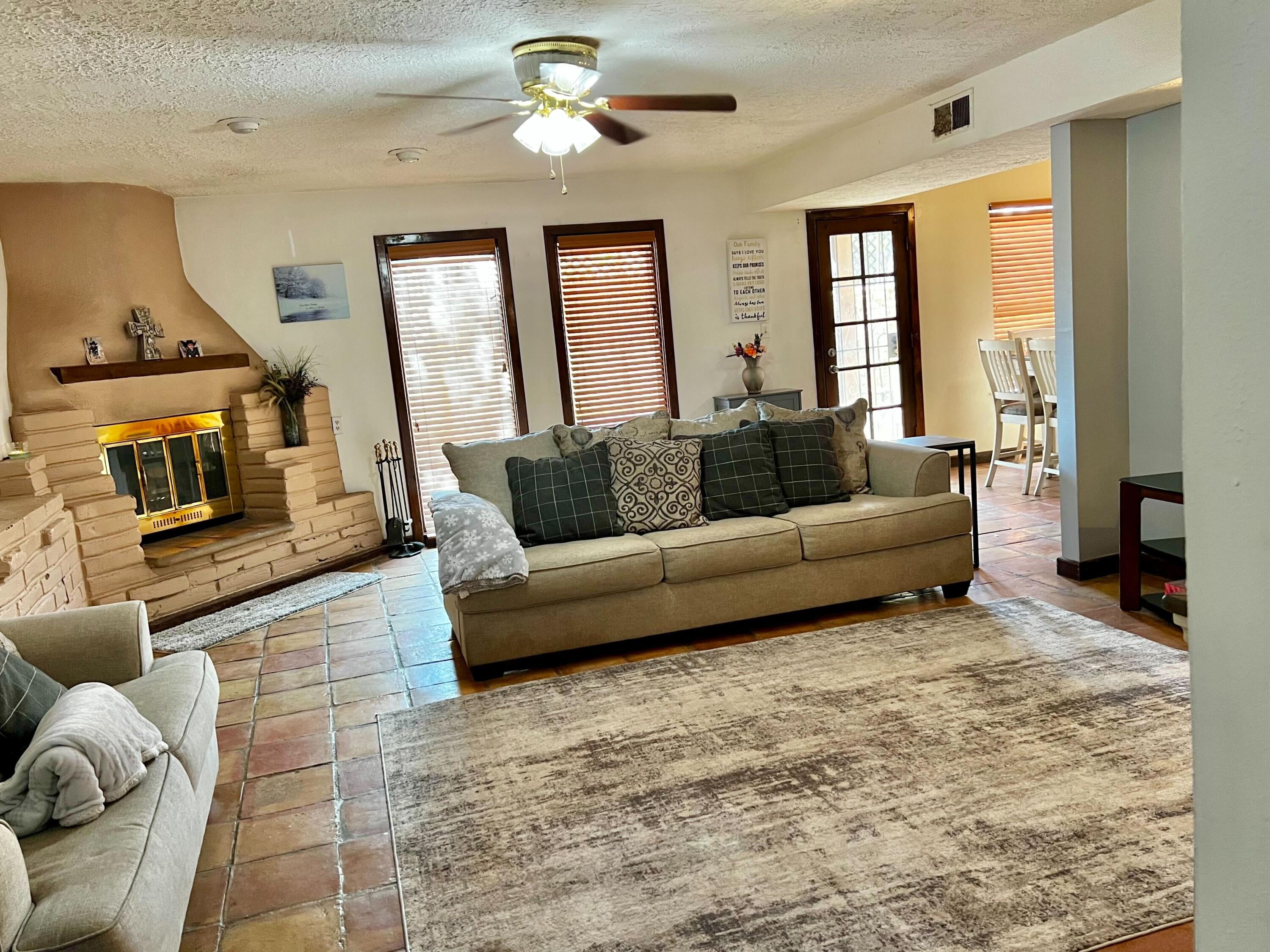 2943 Estrella Brillante Street NW