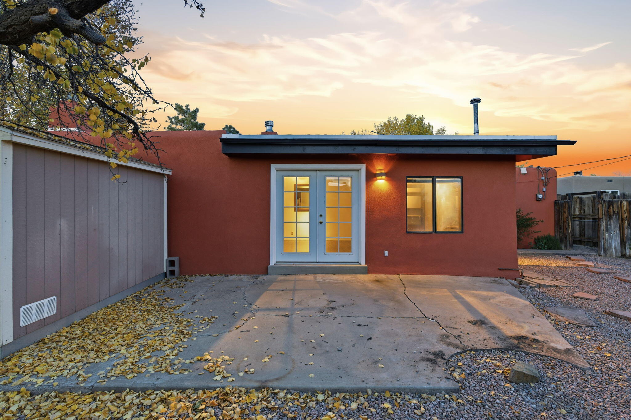 2634 Oro Vista Road NW