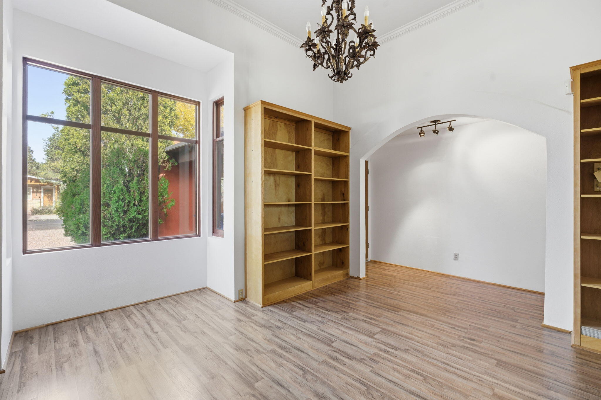 2634 Oro Vista Road NW