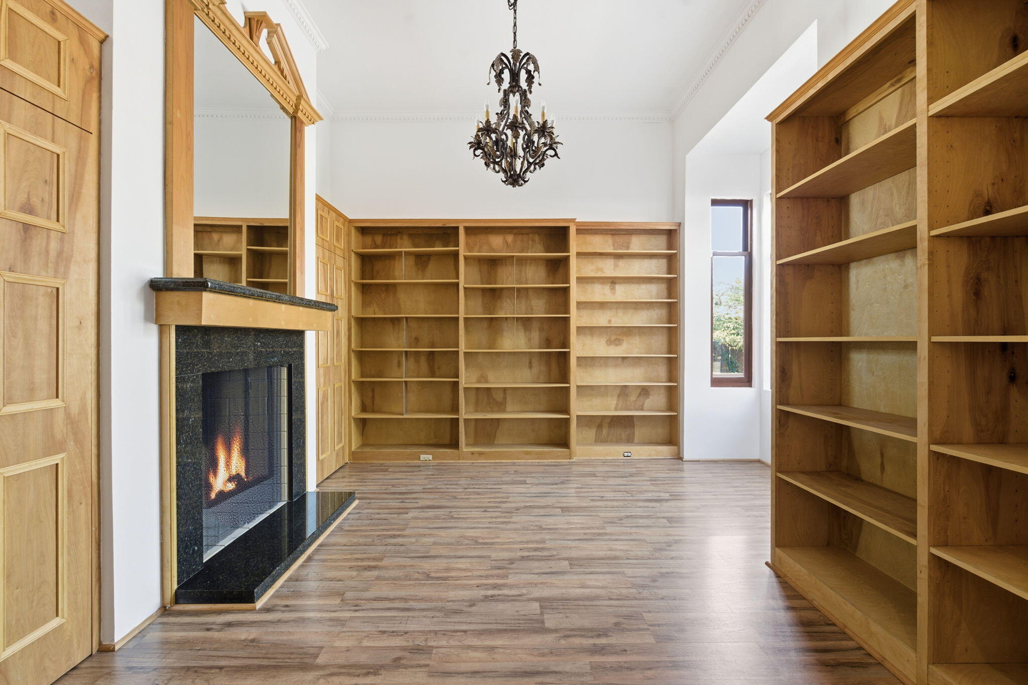 2634 Oro Vista Road NW