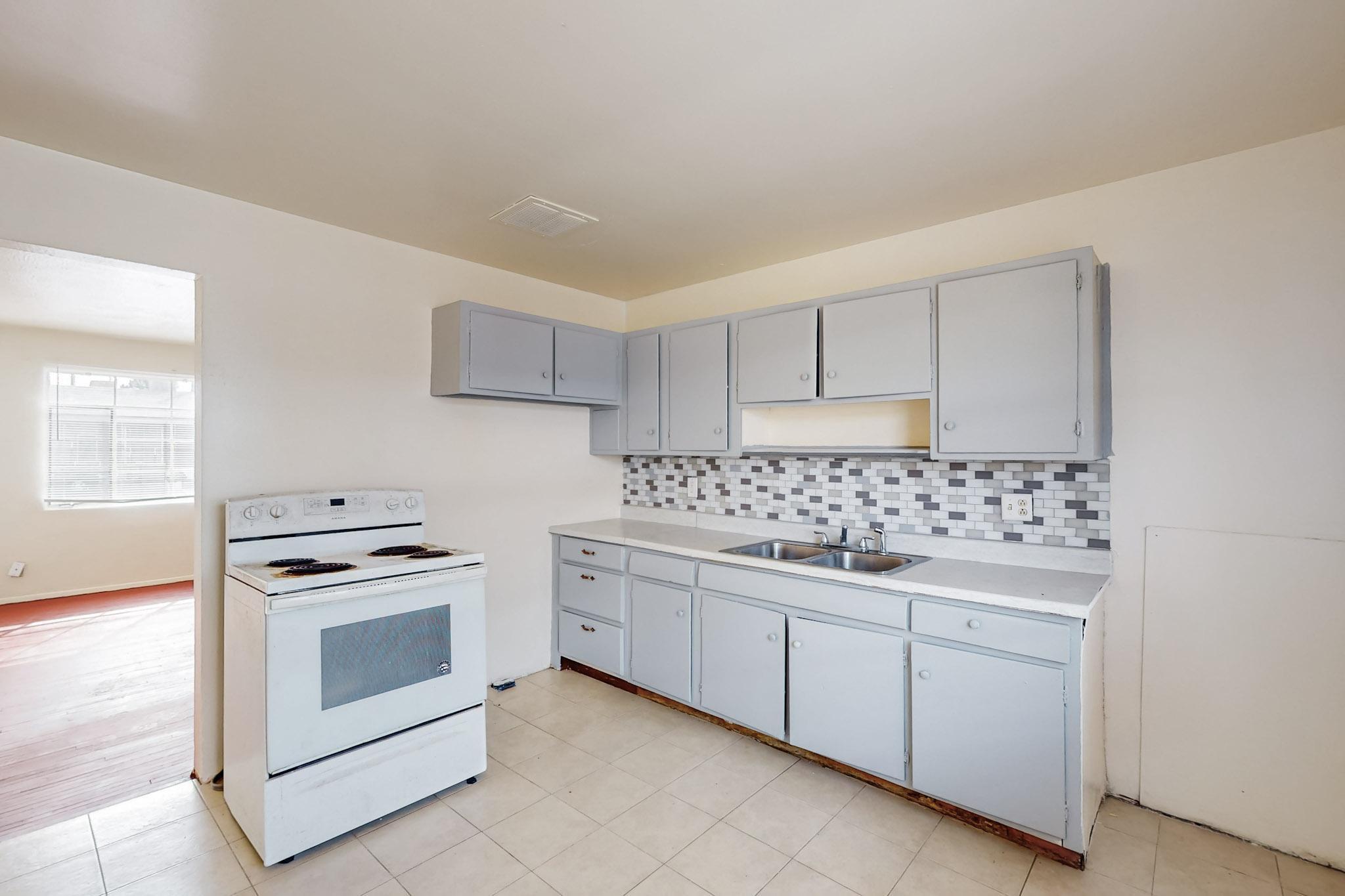 1033 Louisiana Boulevard SE