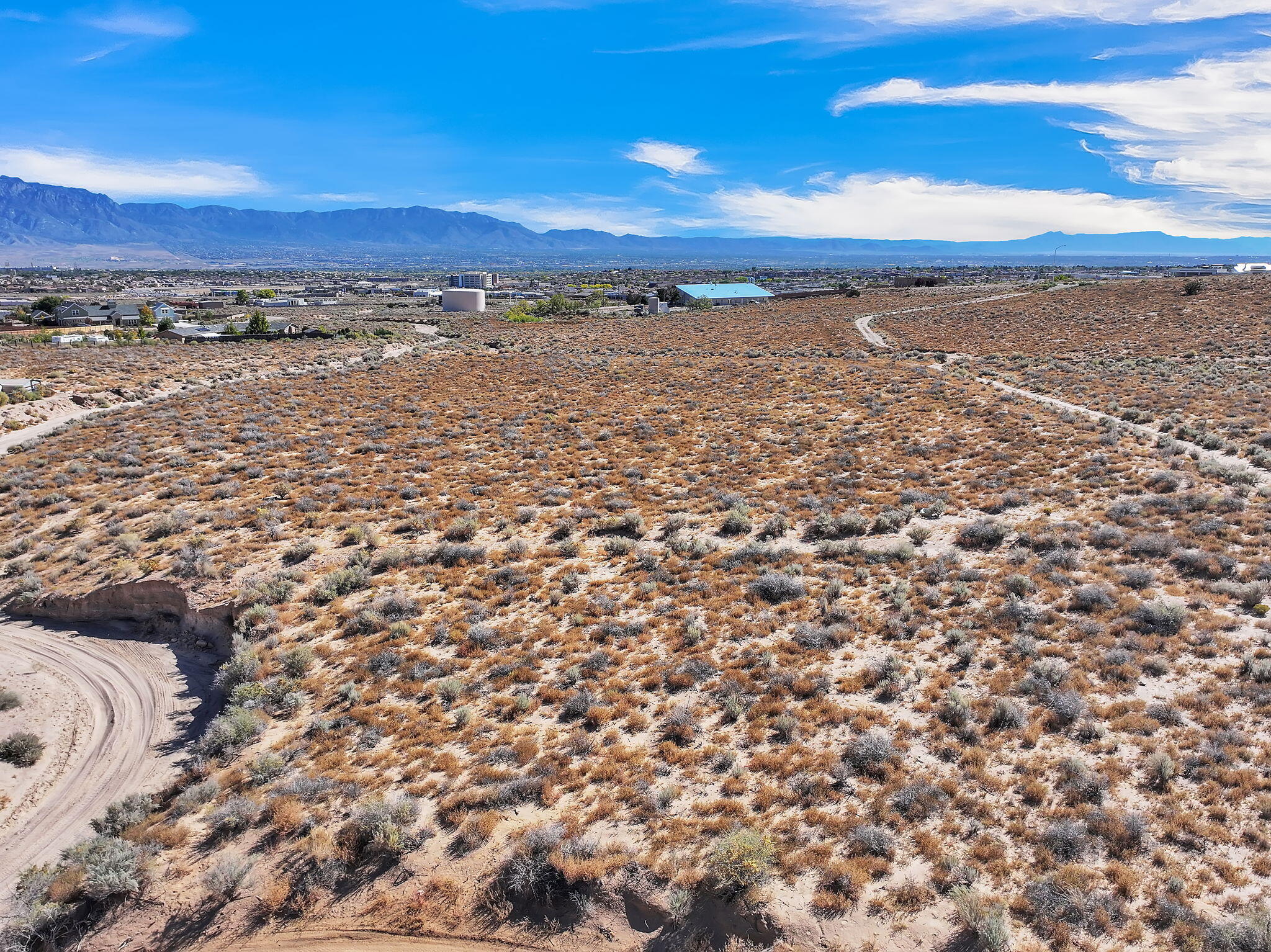 1205 Ventura Road SE