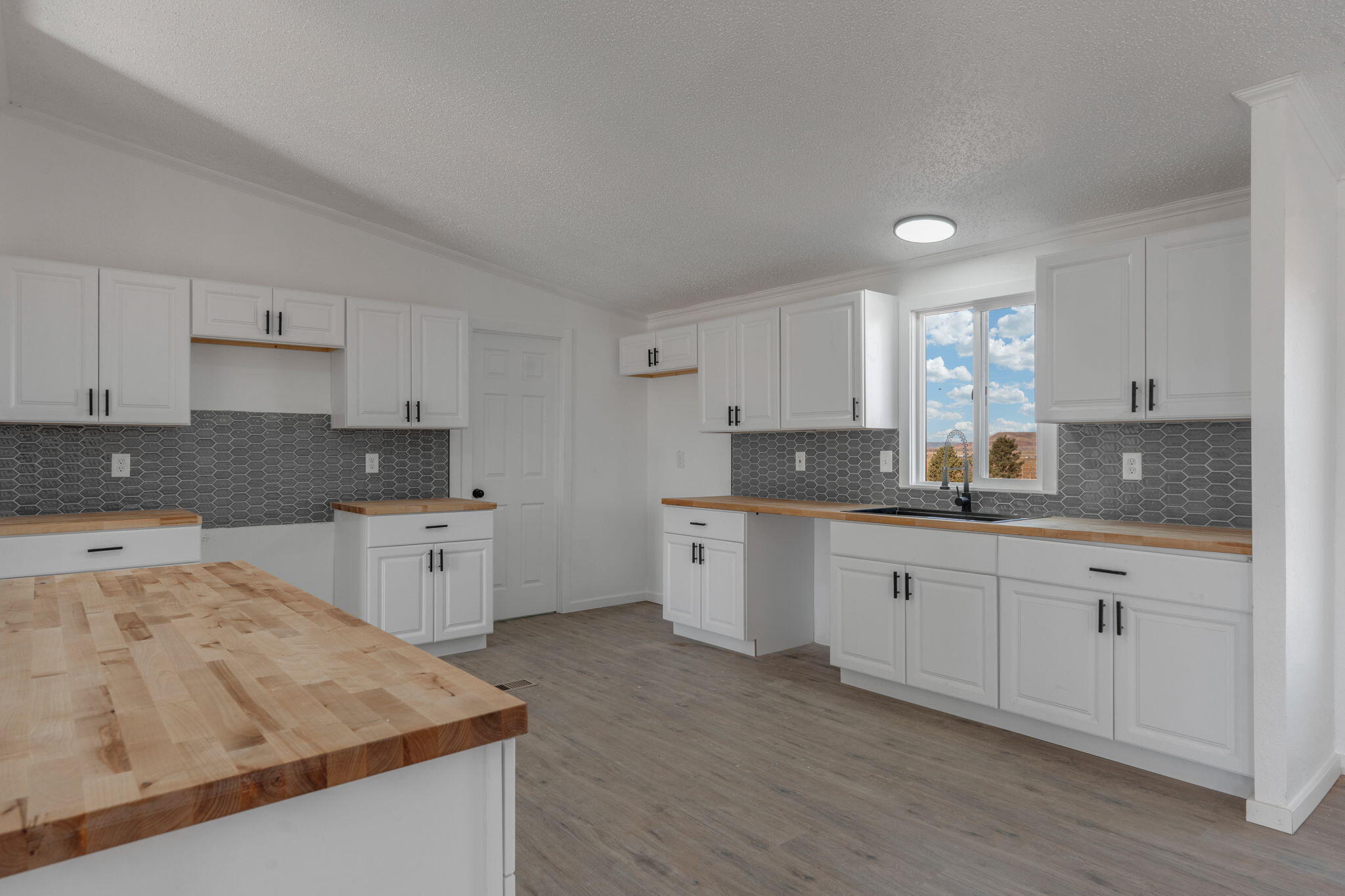 67 Highland Boulevard