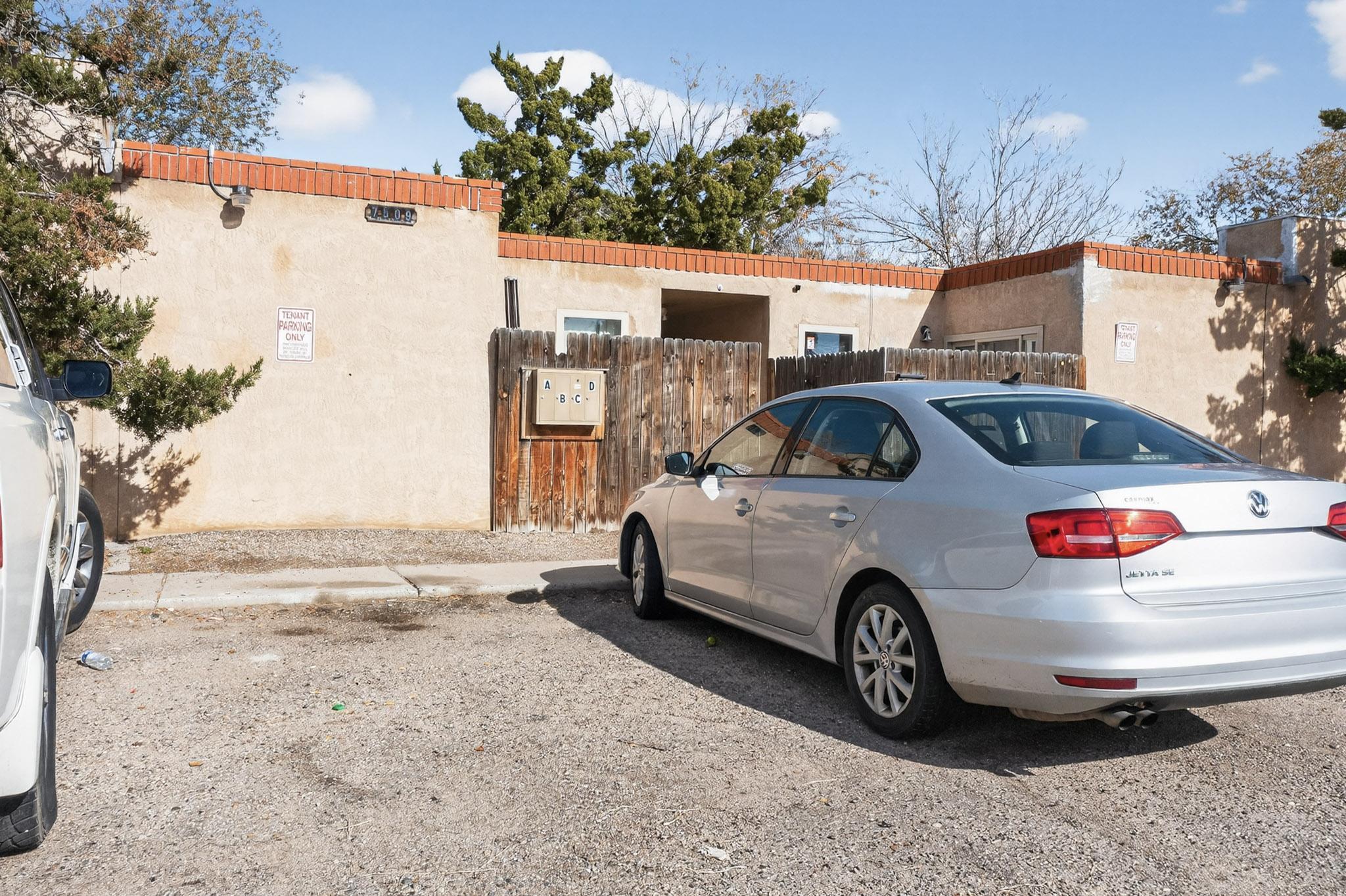 7509 Pennsylvania Lane NE