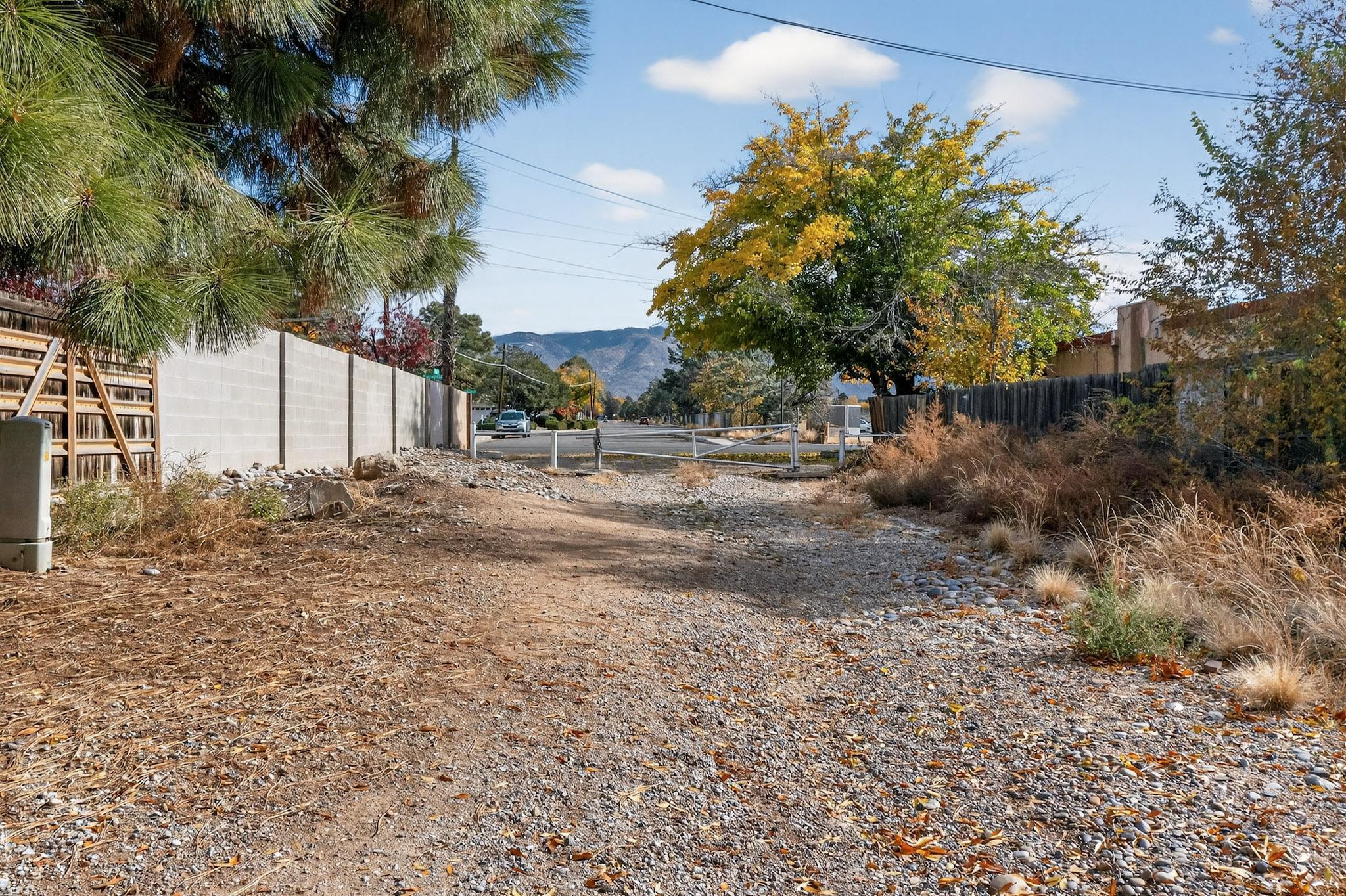 7509 Pennsylvania Lane NE