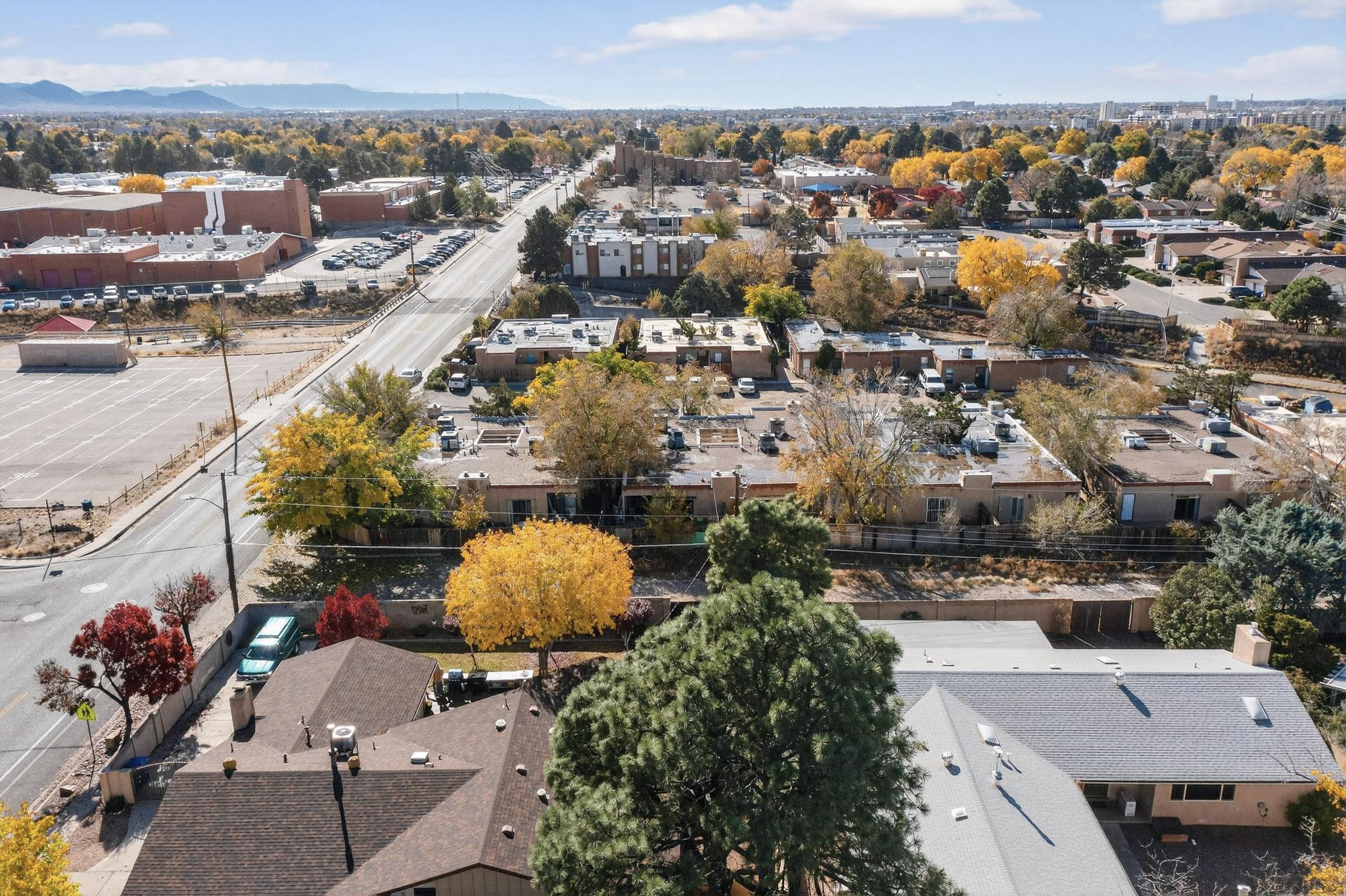 7509 Pennsylvania Lane NE