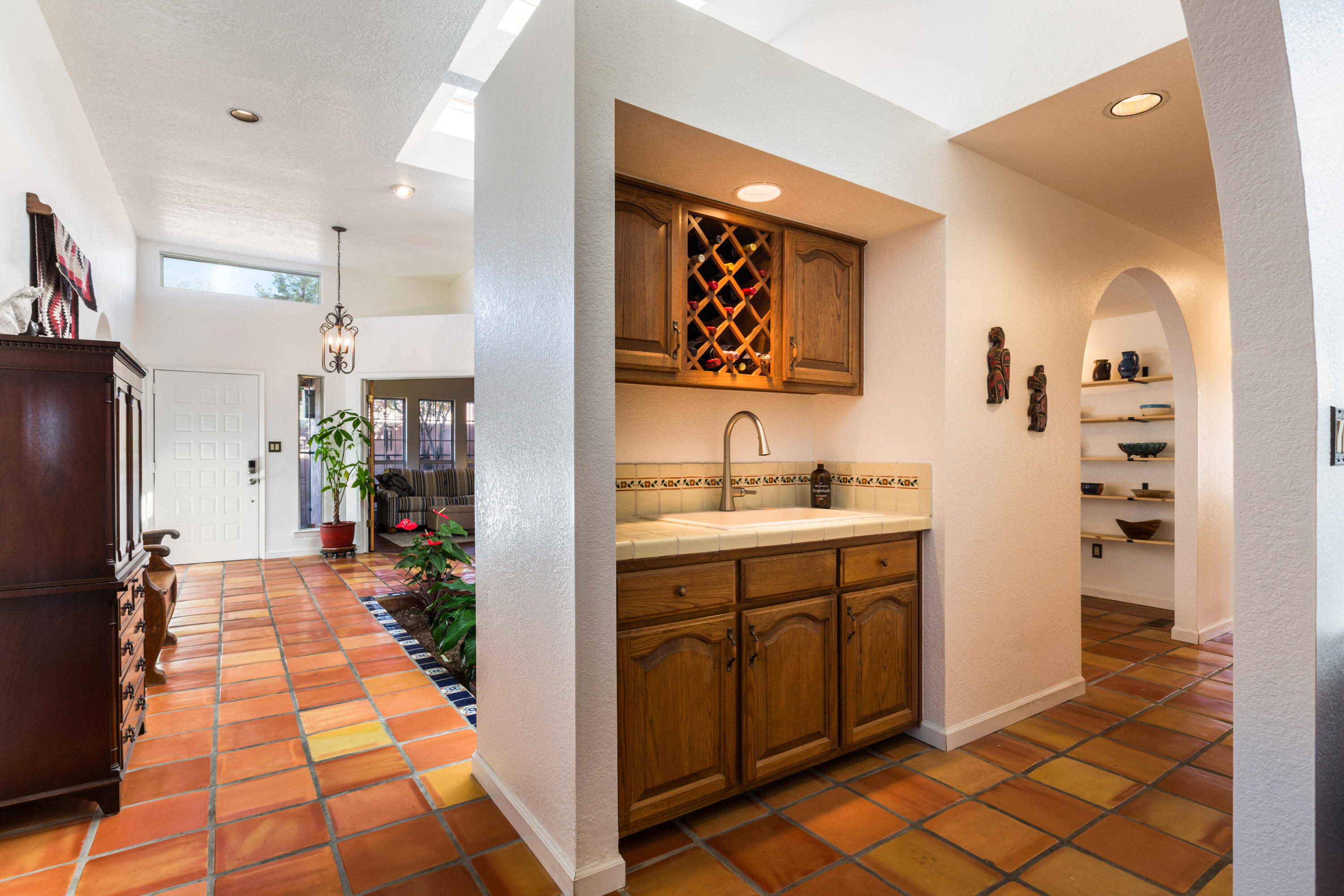 6123 Casa De Vida NE