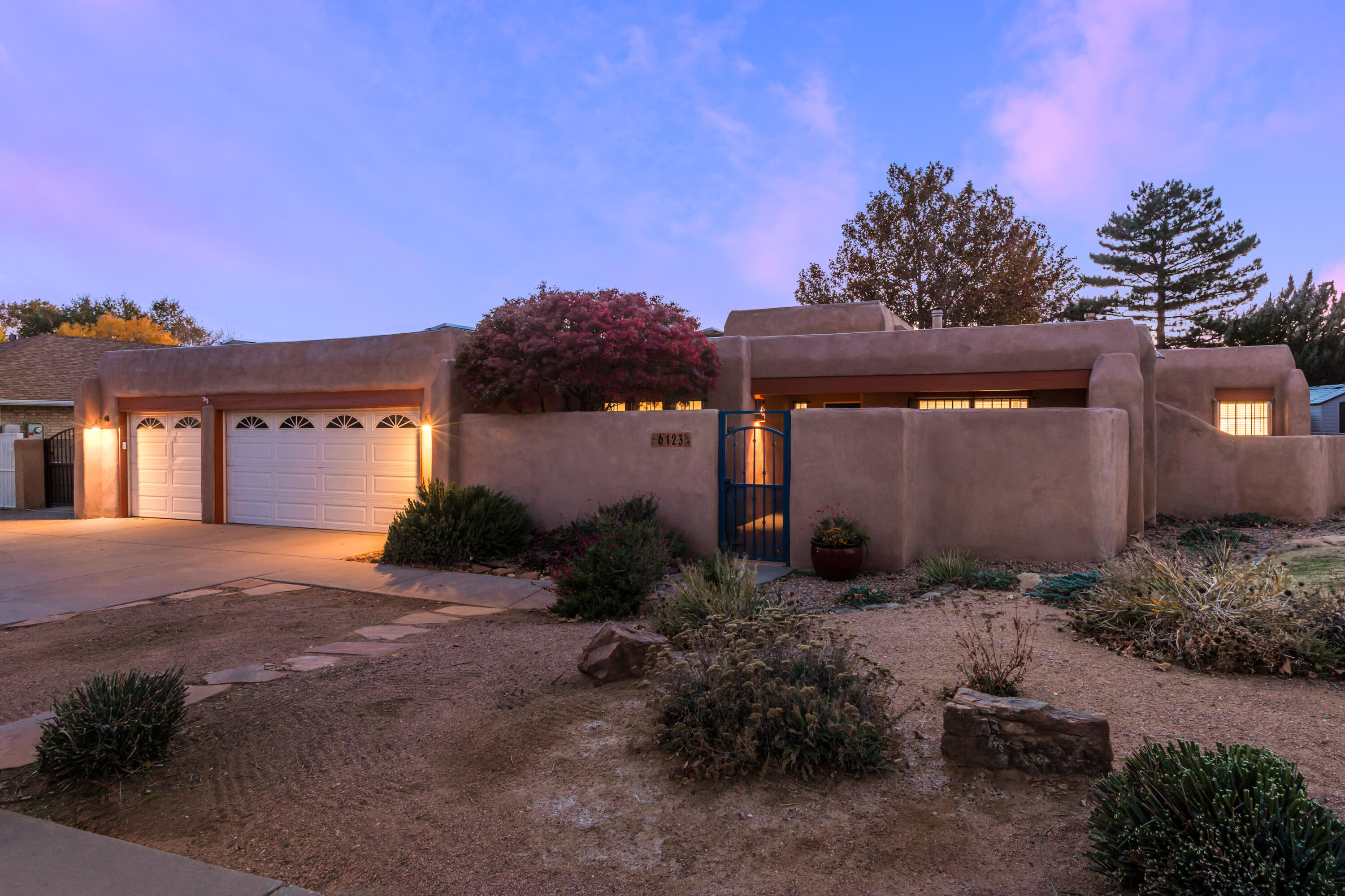 6123 Casa De Vida NE