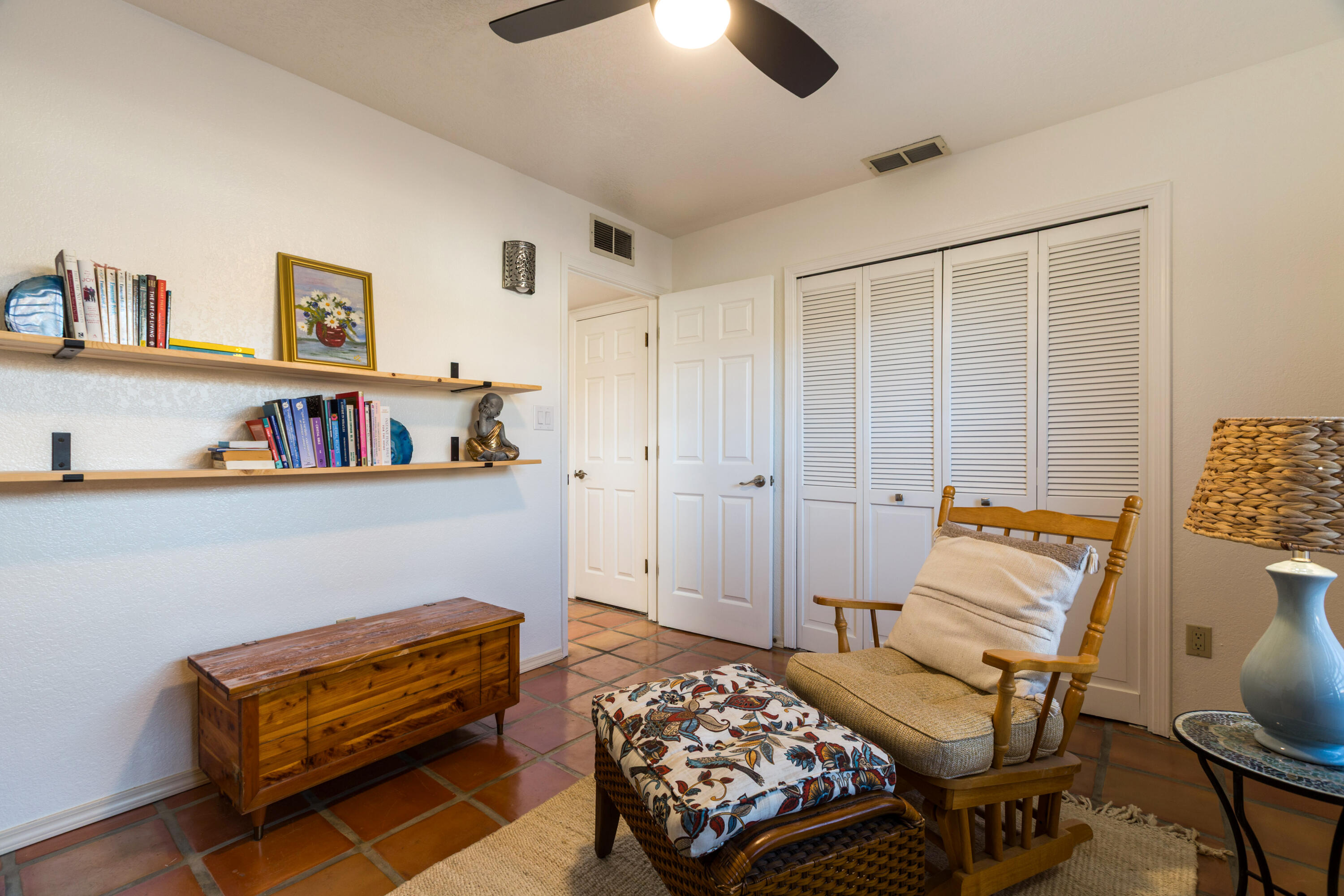 6123 Casa De Vida NE