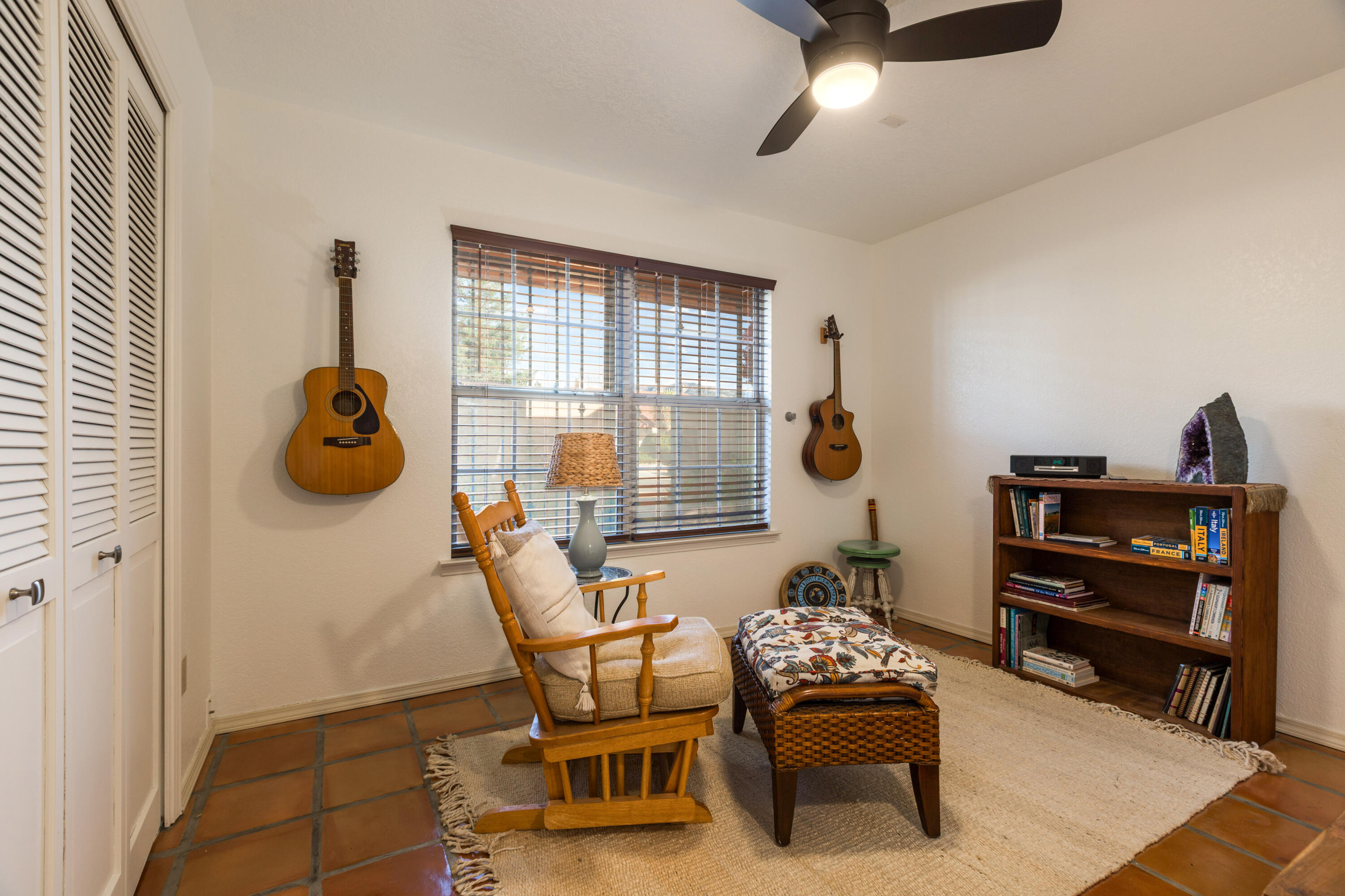 6123 Casa De Vida NE