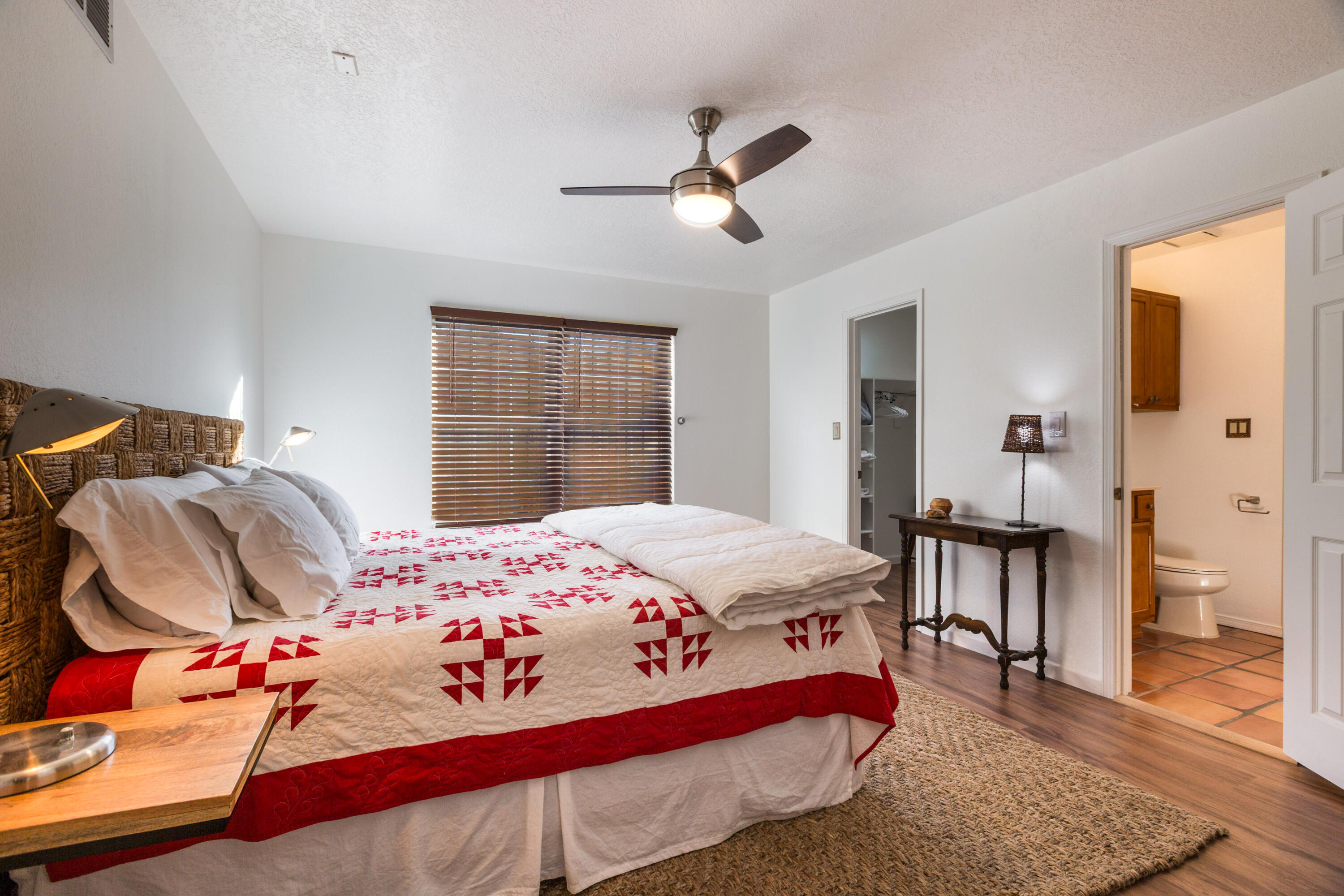 6123 Casa De Vida NE