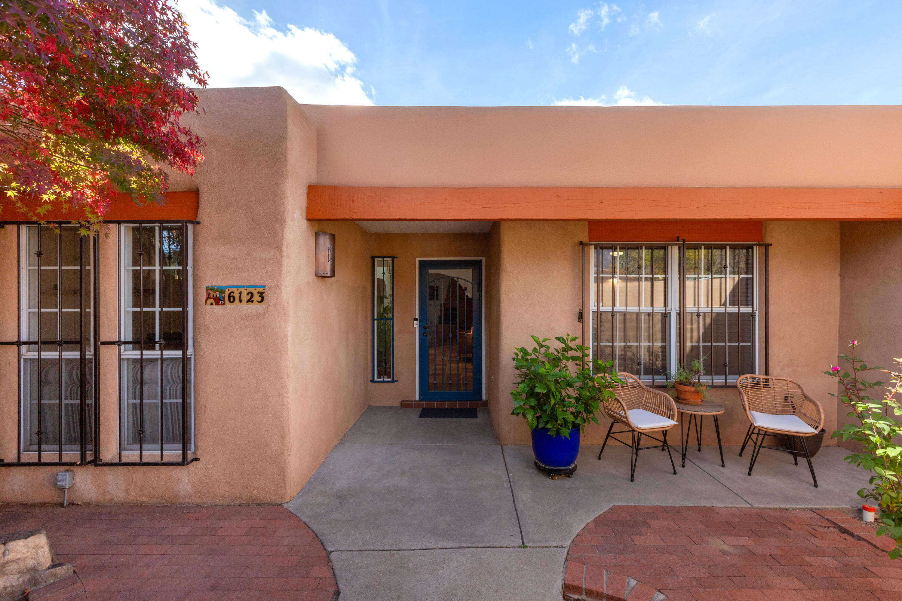 6123 Casa De Vida NE