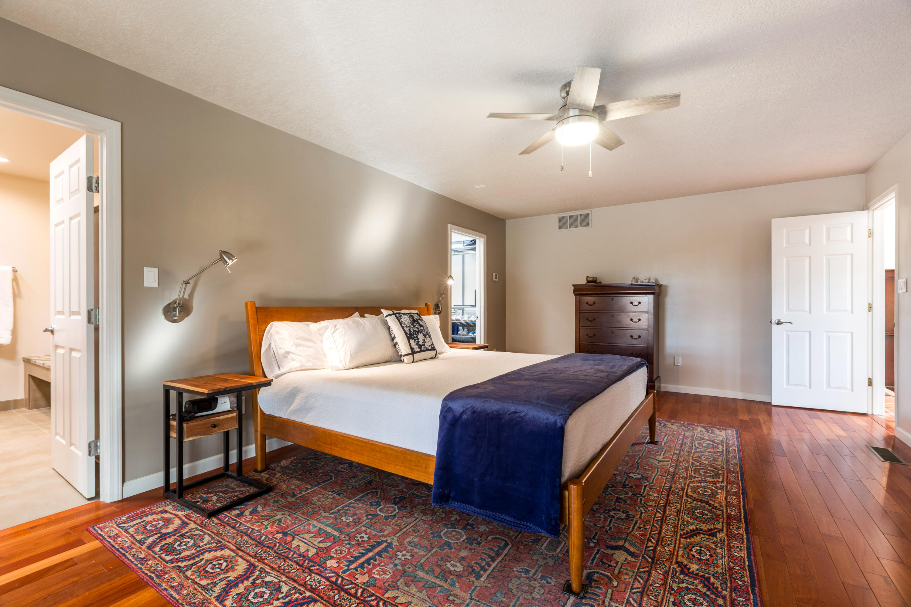 6123 Casa De Vida NE