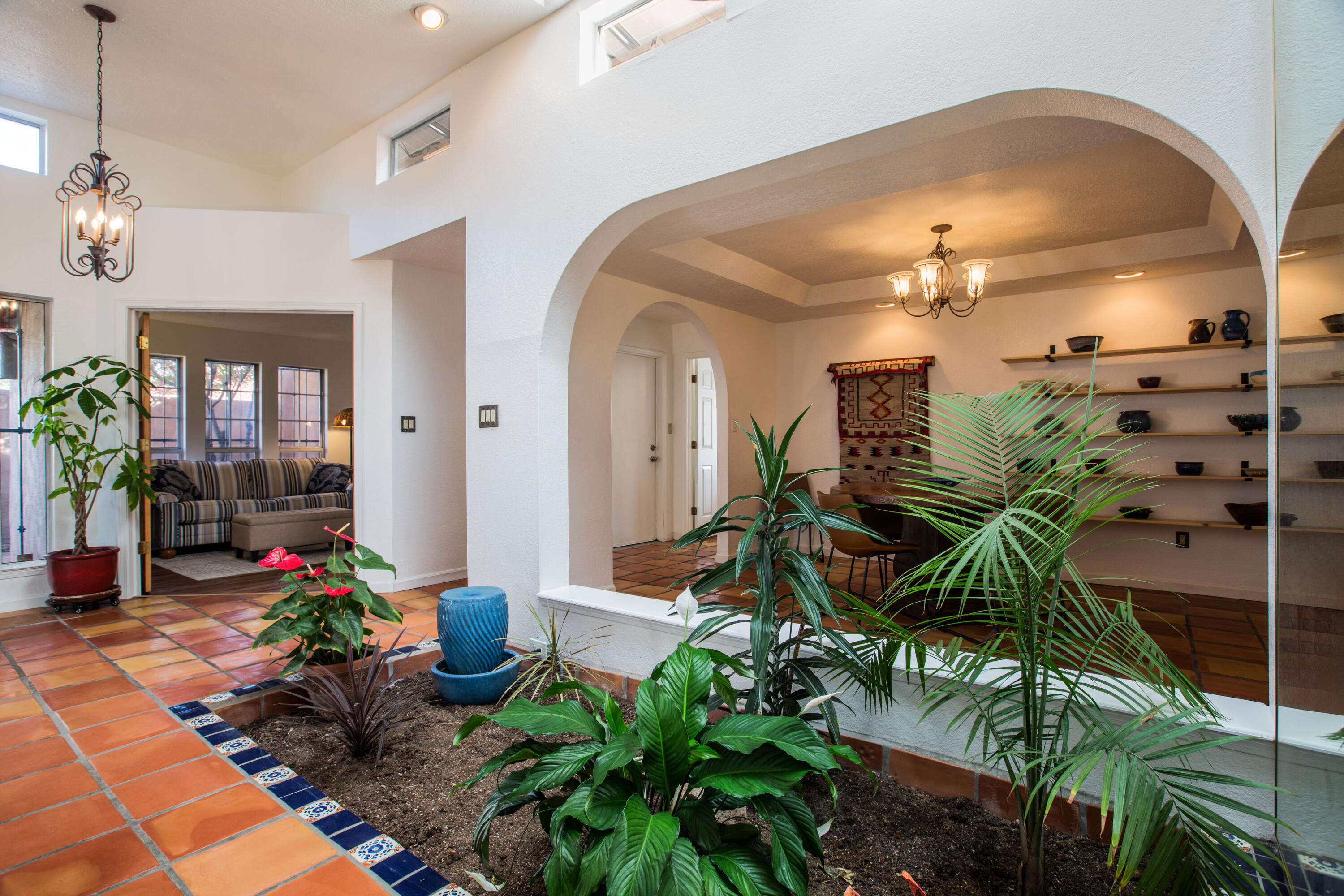 6123 Casa De Vida NE