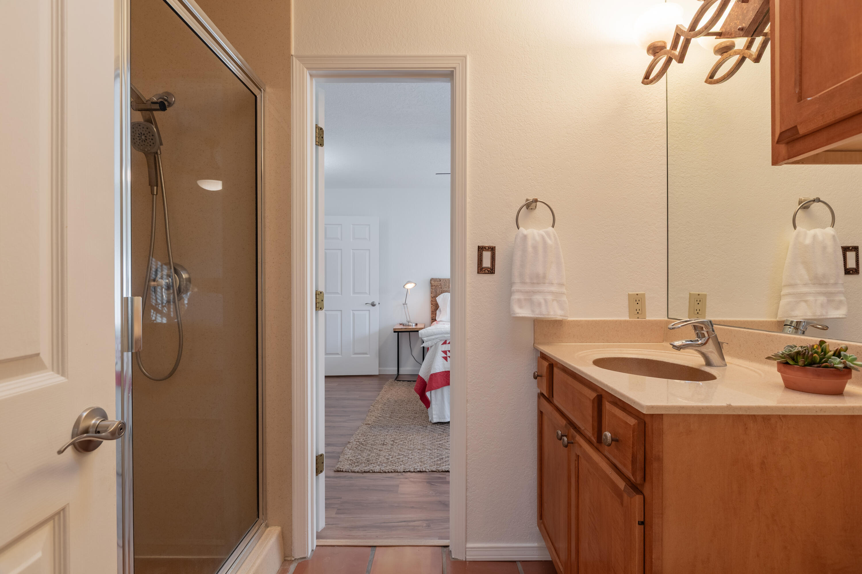 6123 Casa De Vida NE