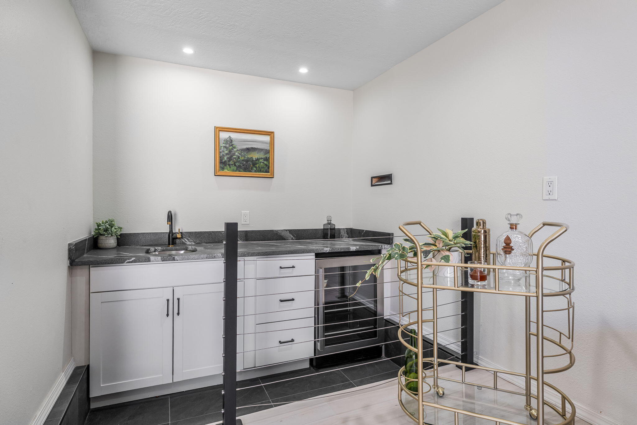 1701 Miracerros Place NE