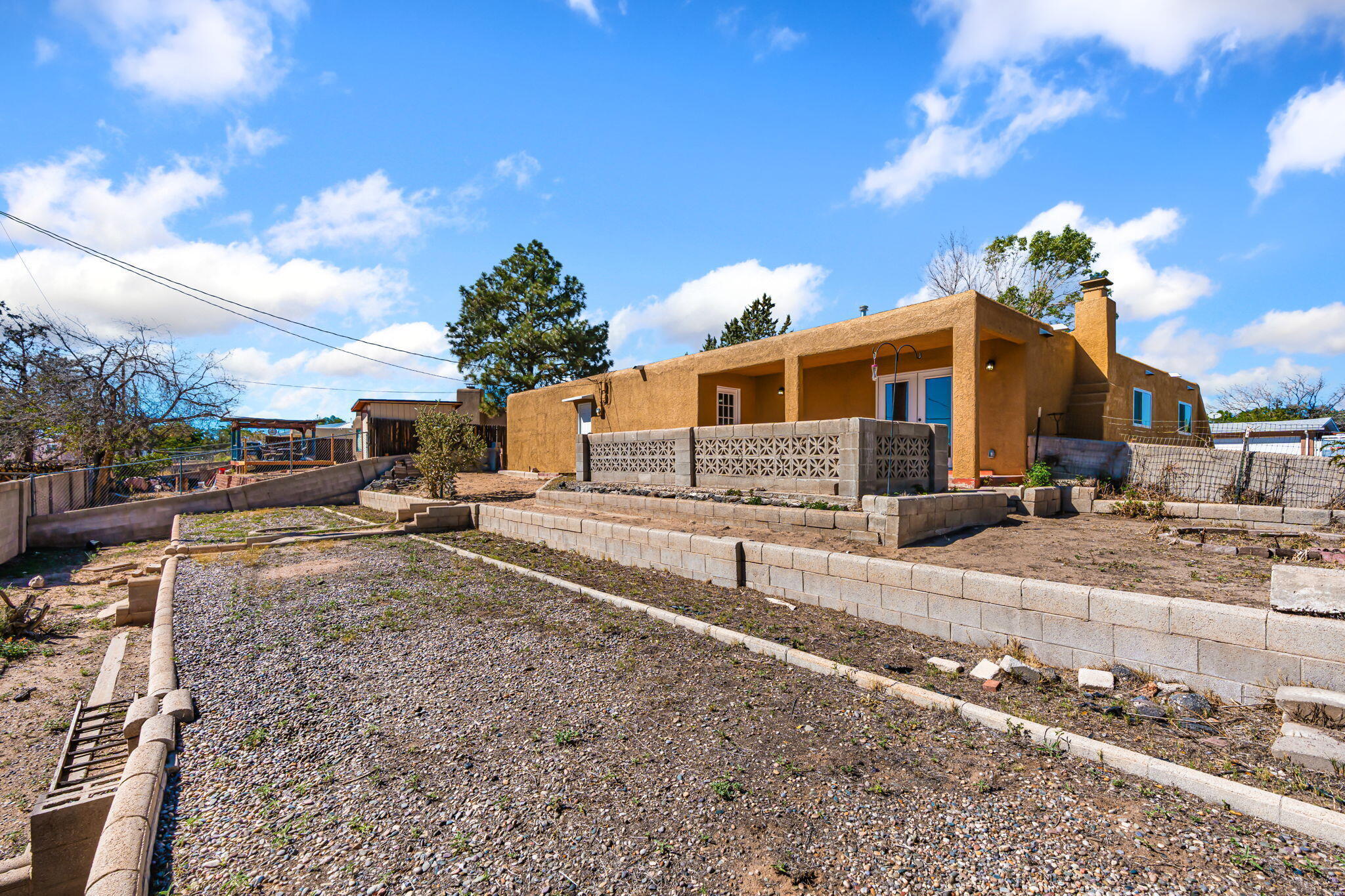 5608 Drake Avenue NW