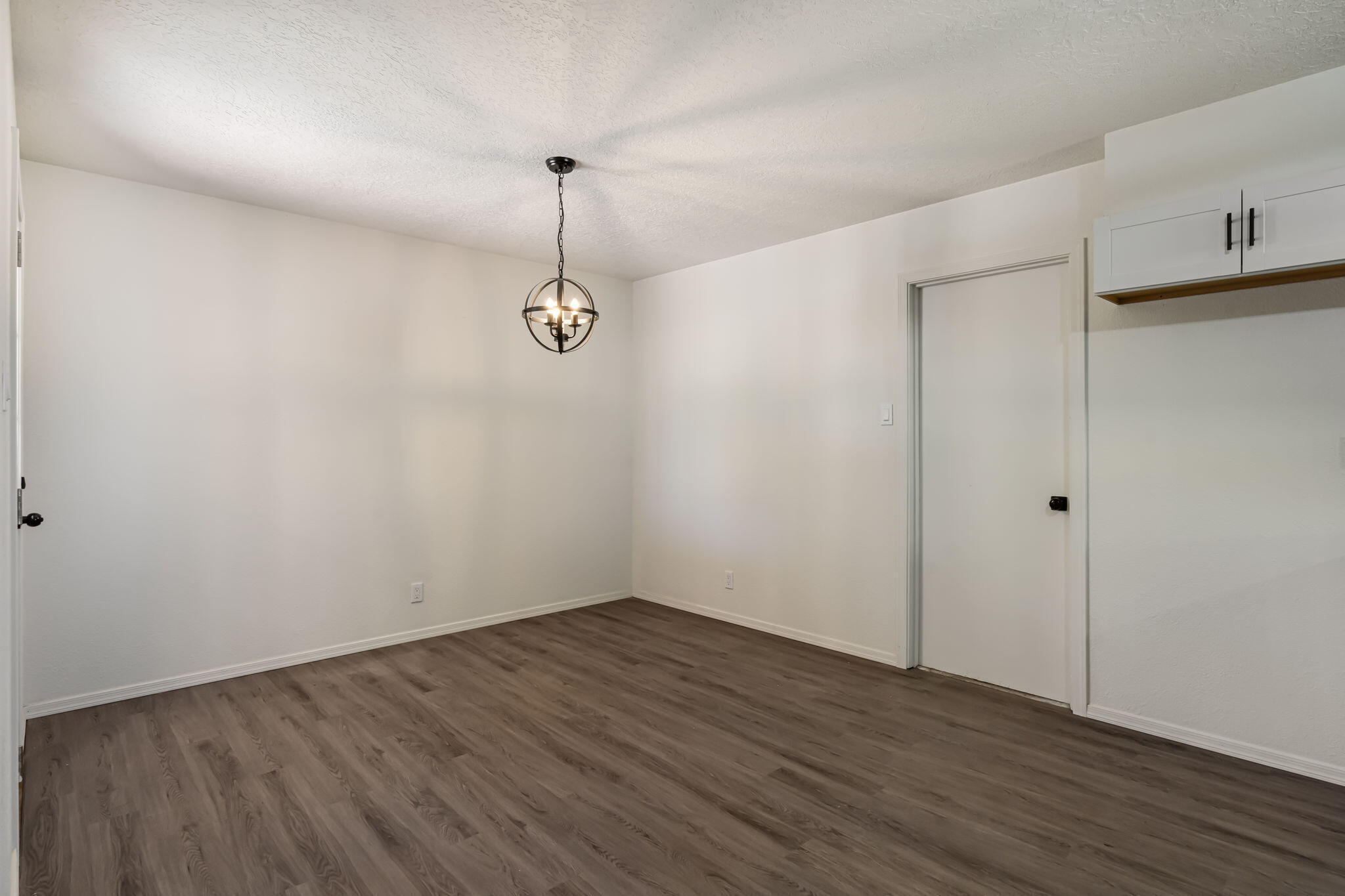 5608 Drake Avenue NW