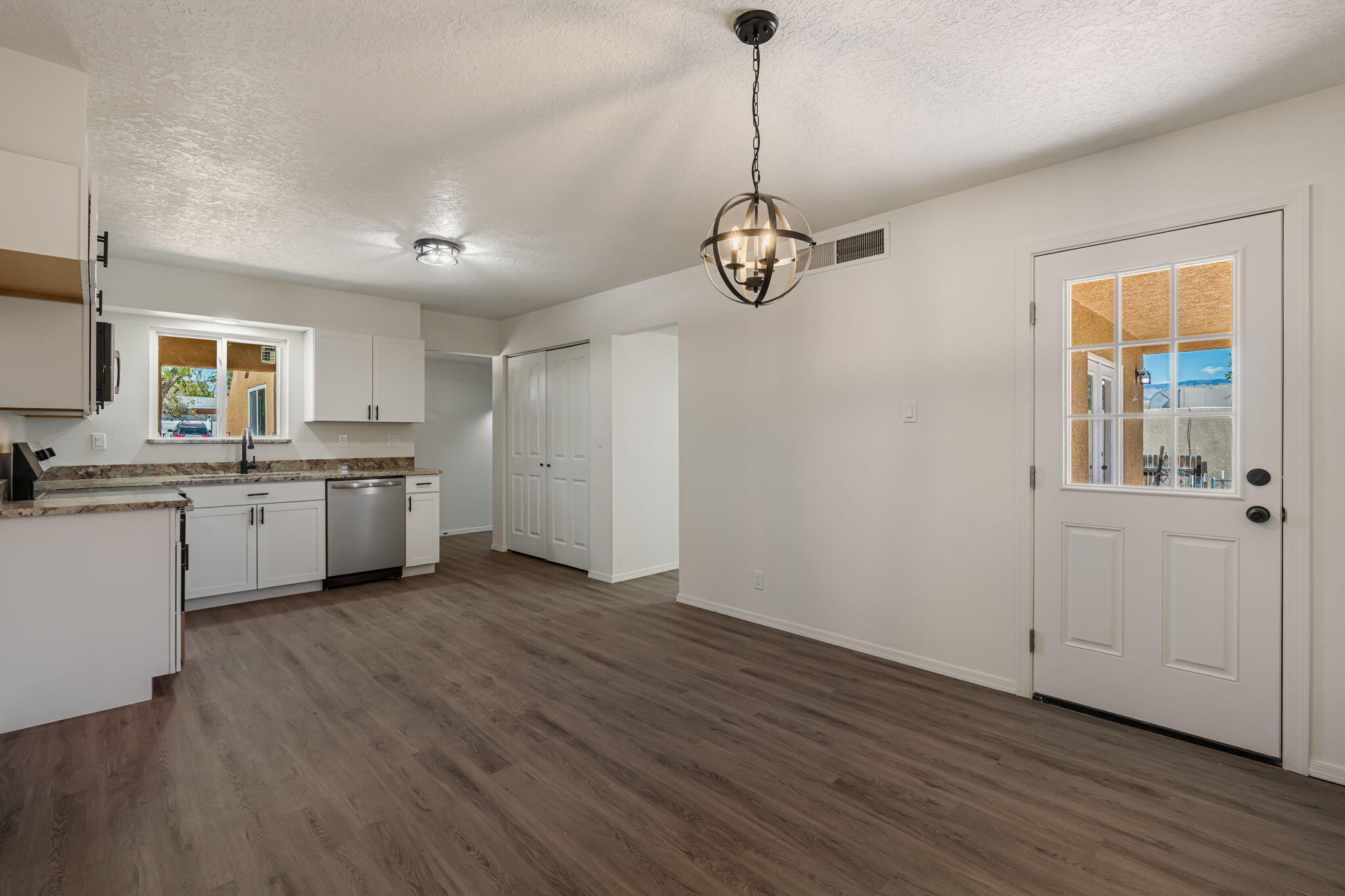 5608 Drake Avenue NW