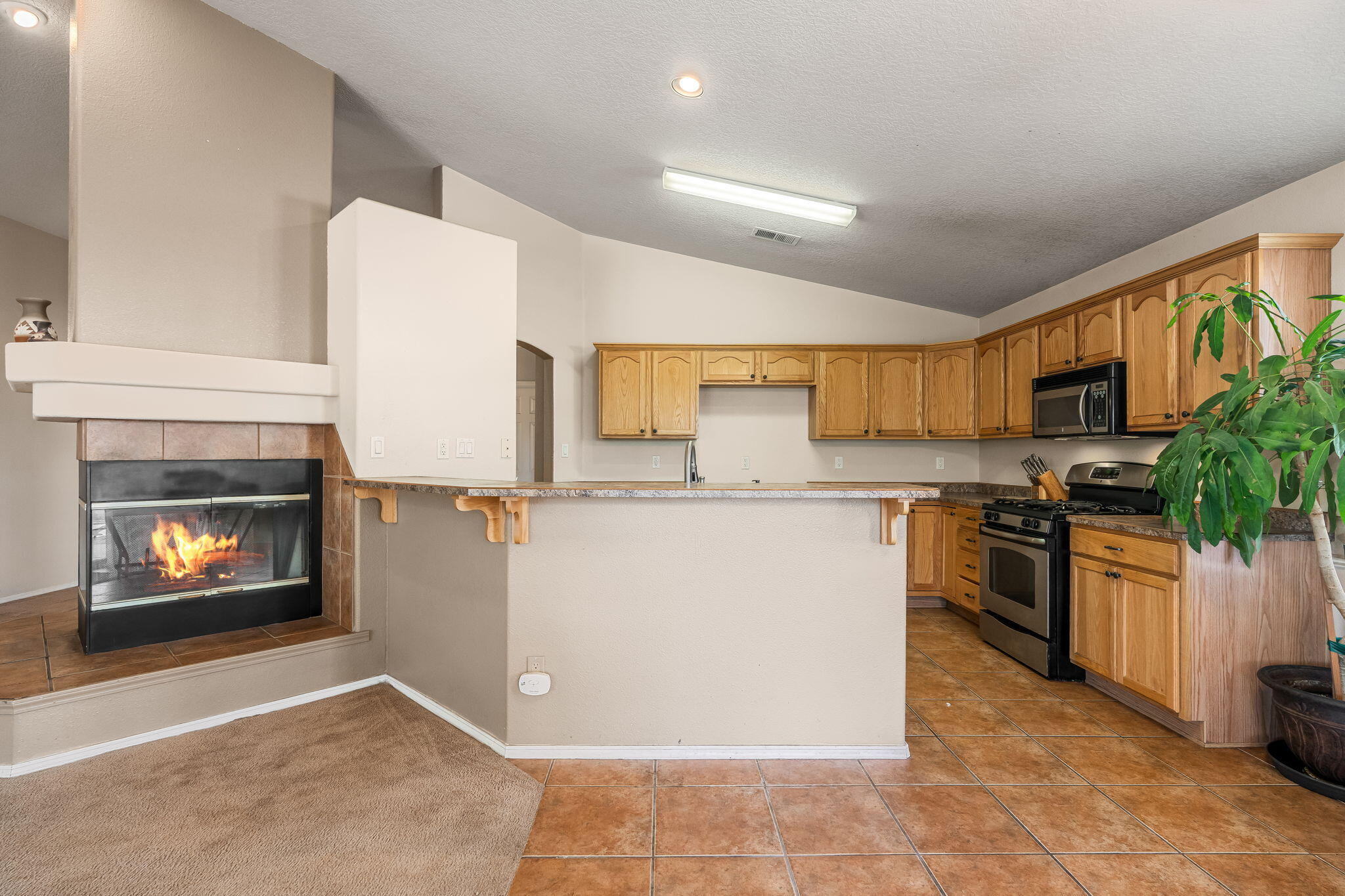 8620 Casa Verde Avenue NW