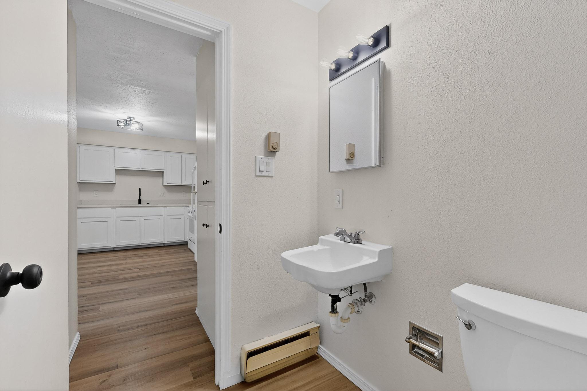 3325 Corona Drive NW