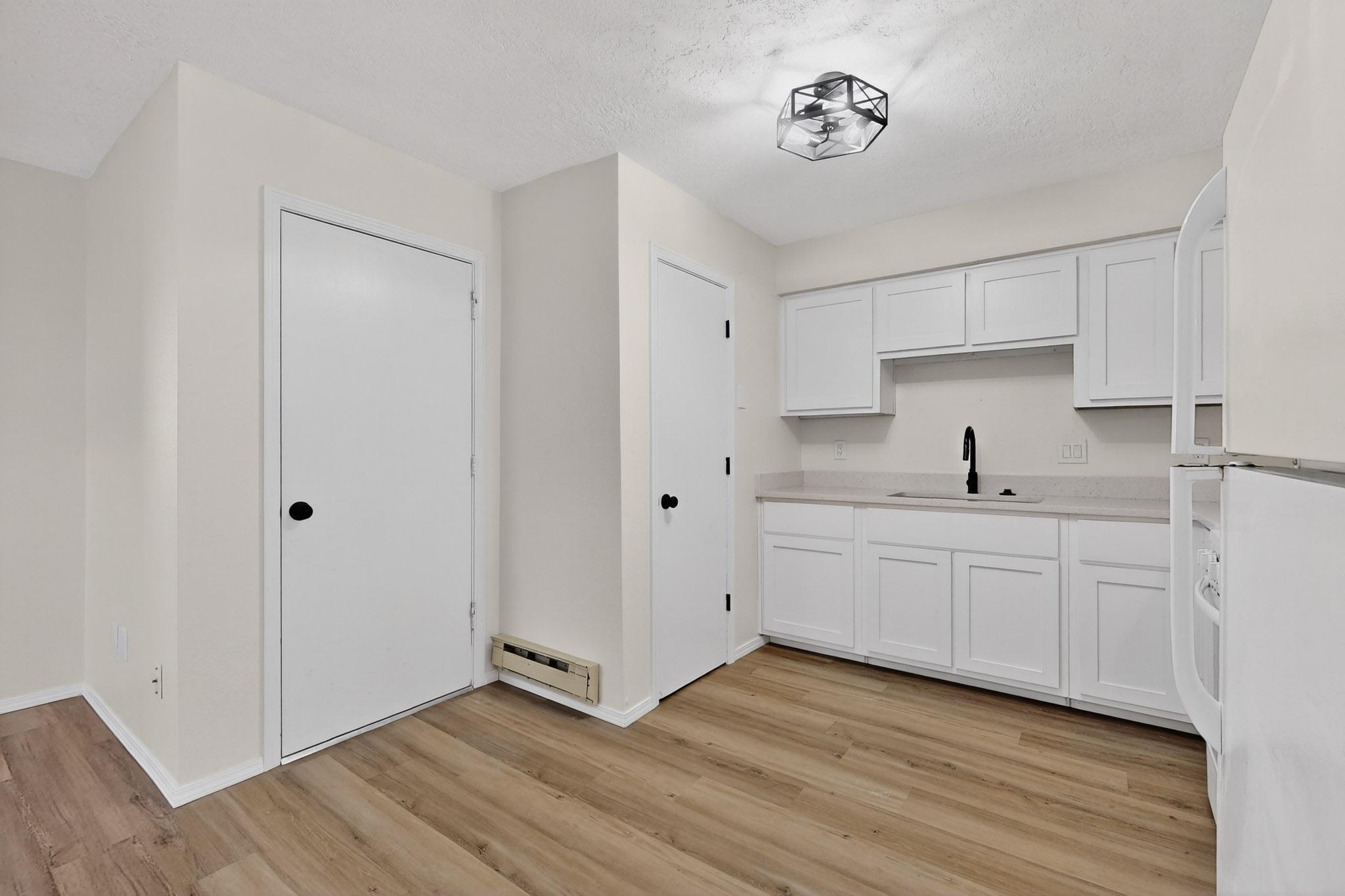 3325 Corona Drive NW