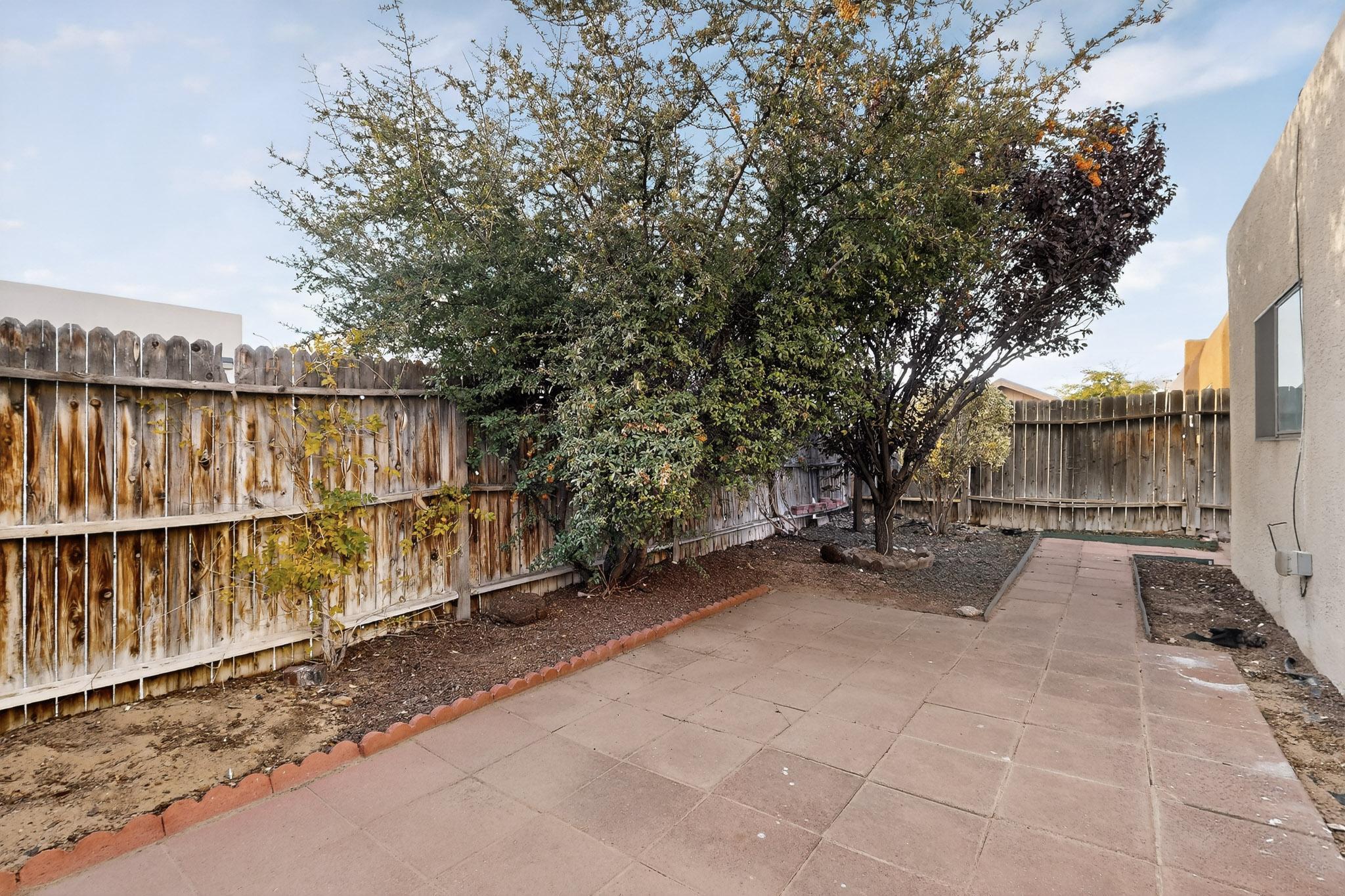 3325 Corona Drive NW