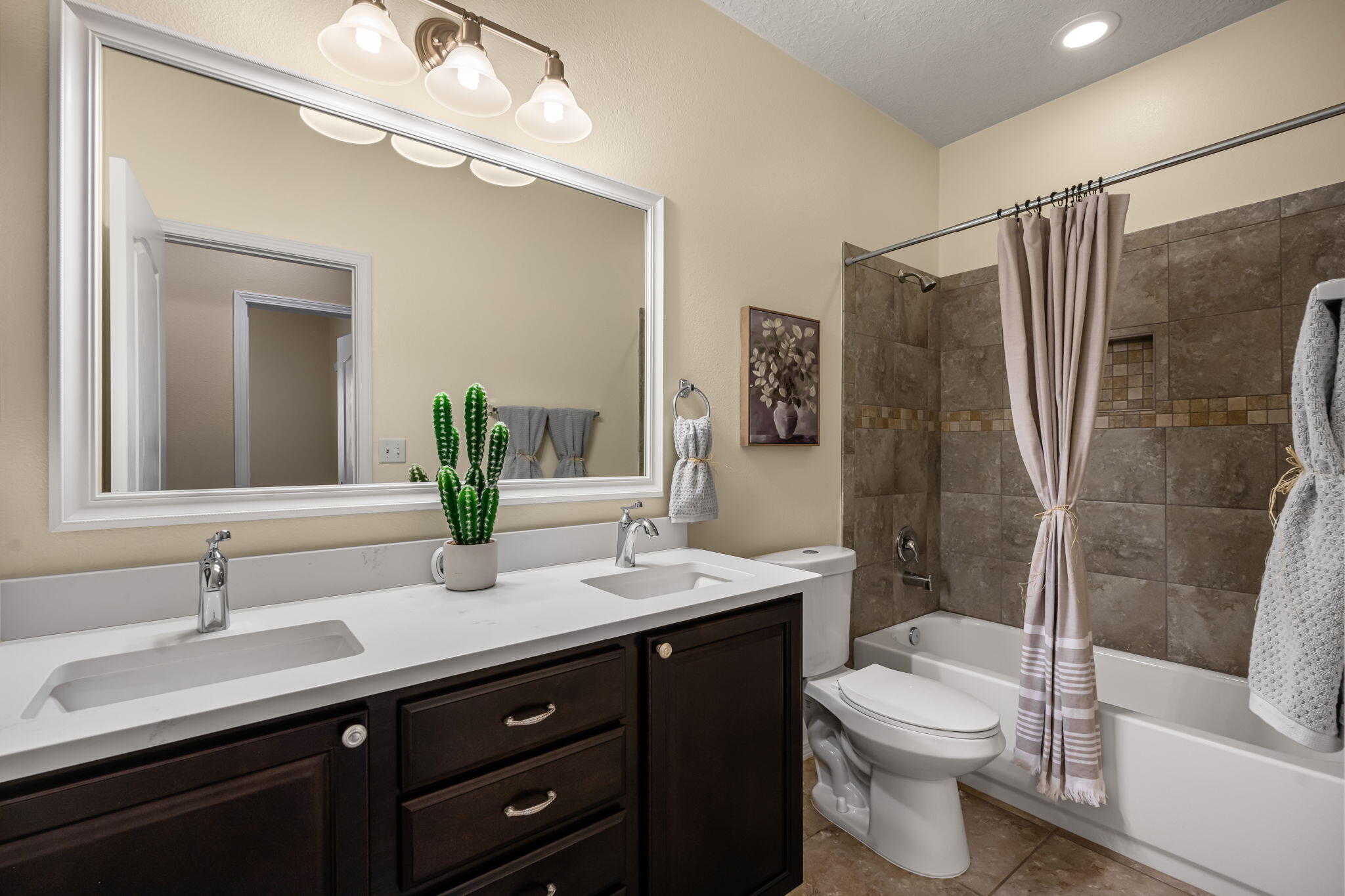 1628 Summer Breeze Drive NW