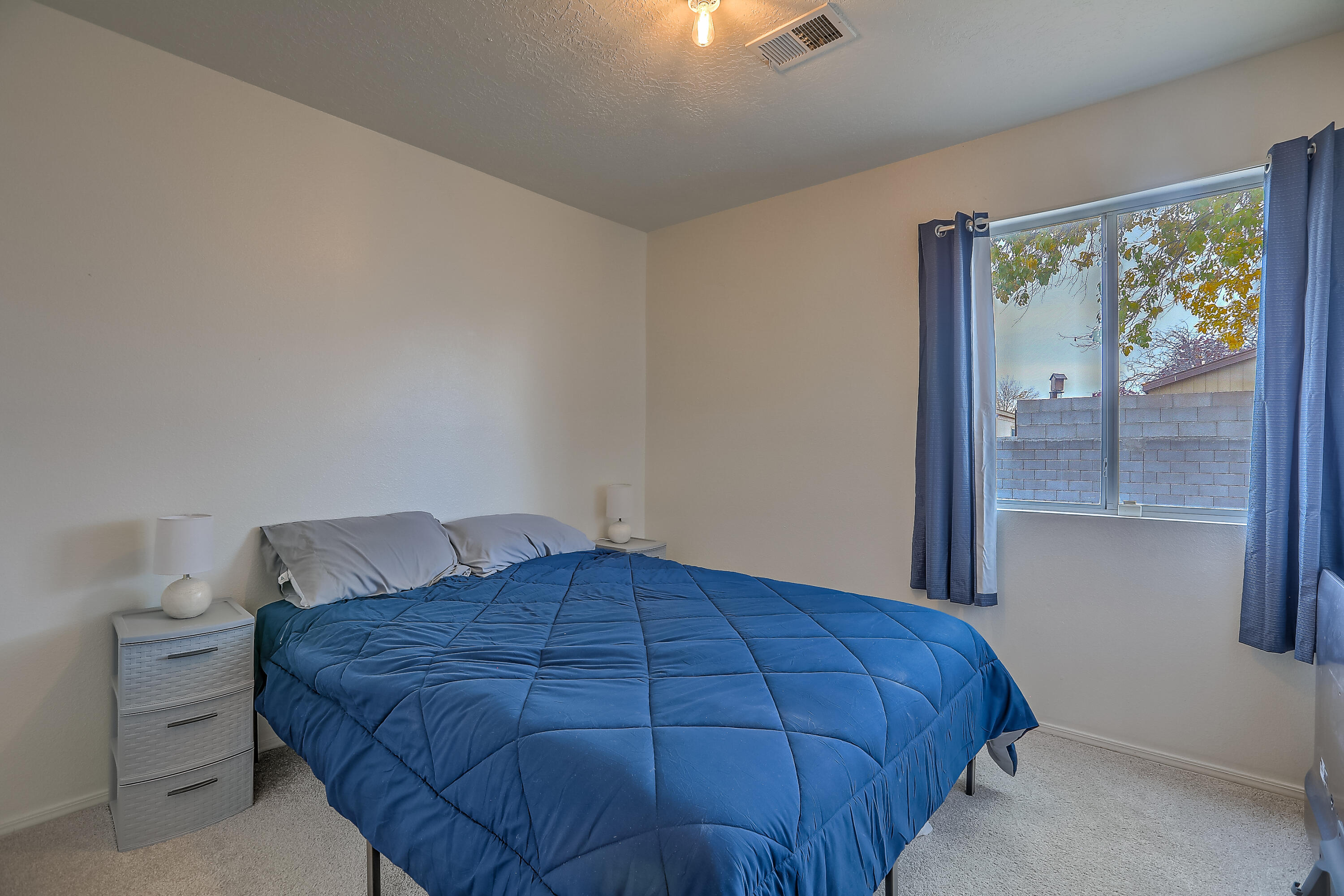 1062 Cactus Drive NE