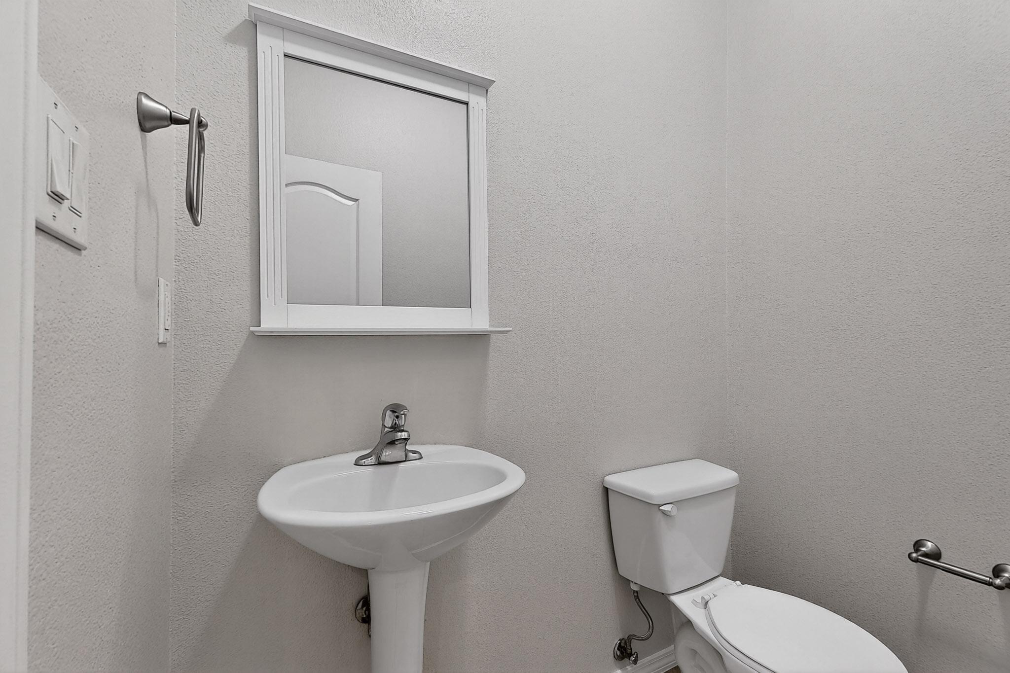 2229 CORTINA Loop SE