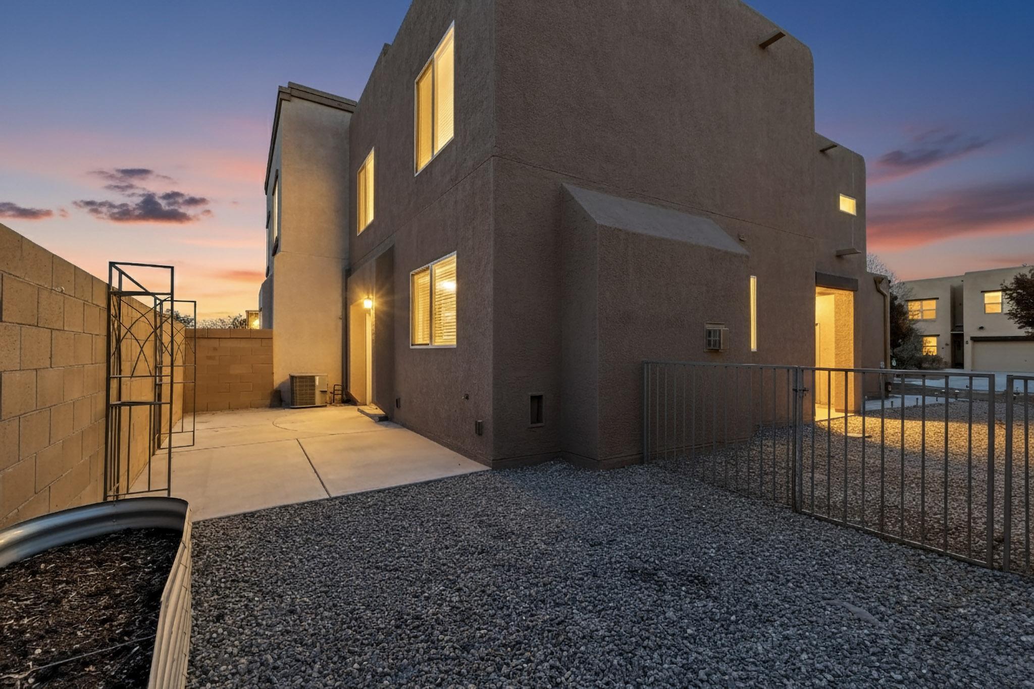 2229 CORTINA Loop SE