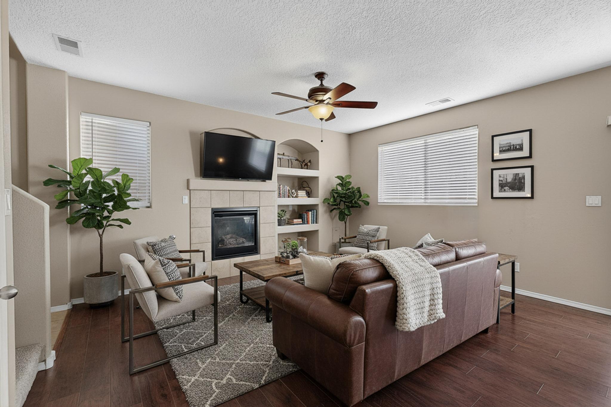 2229 CORTINA Loop SE