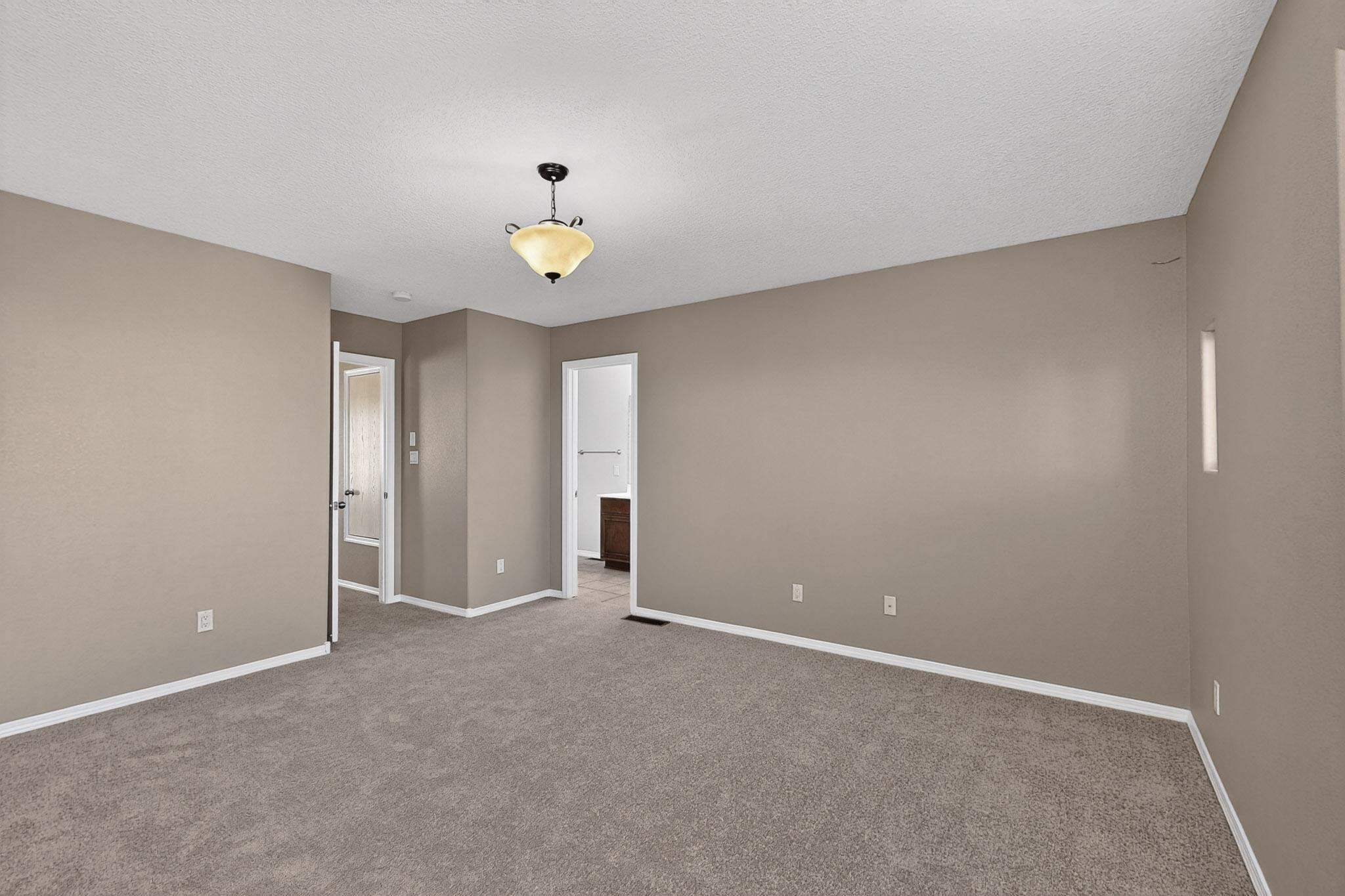 2229 CORTINA Loop SE