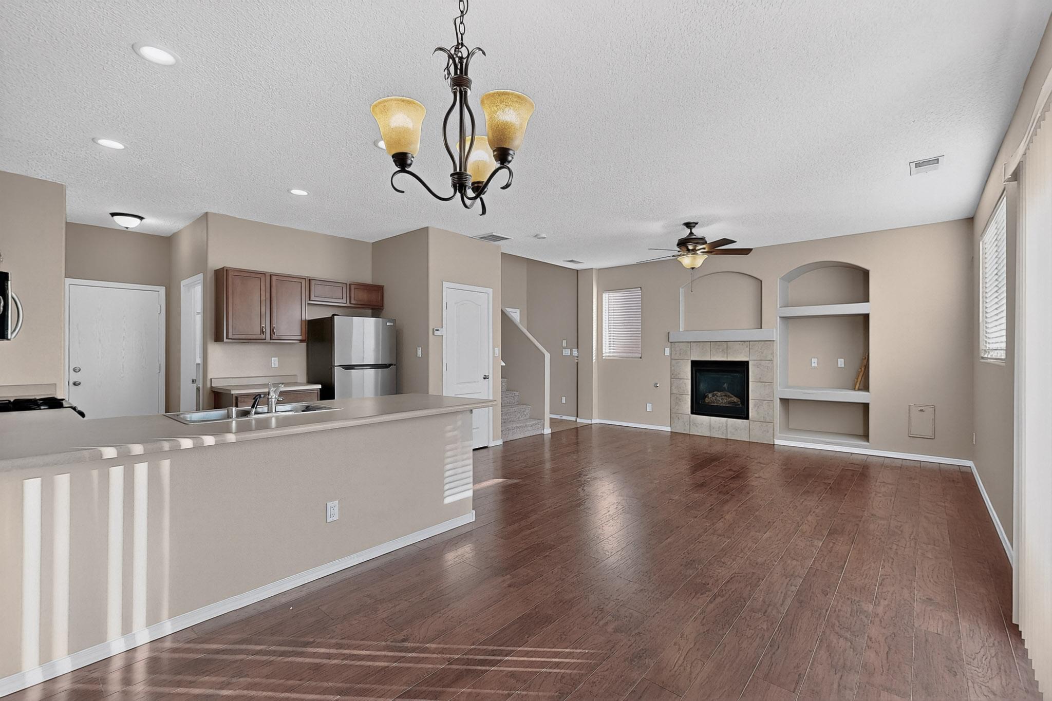 2229 CORTINA Loop SE