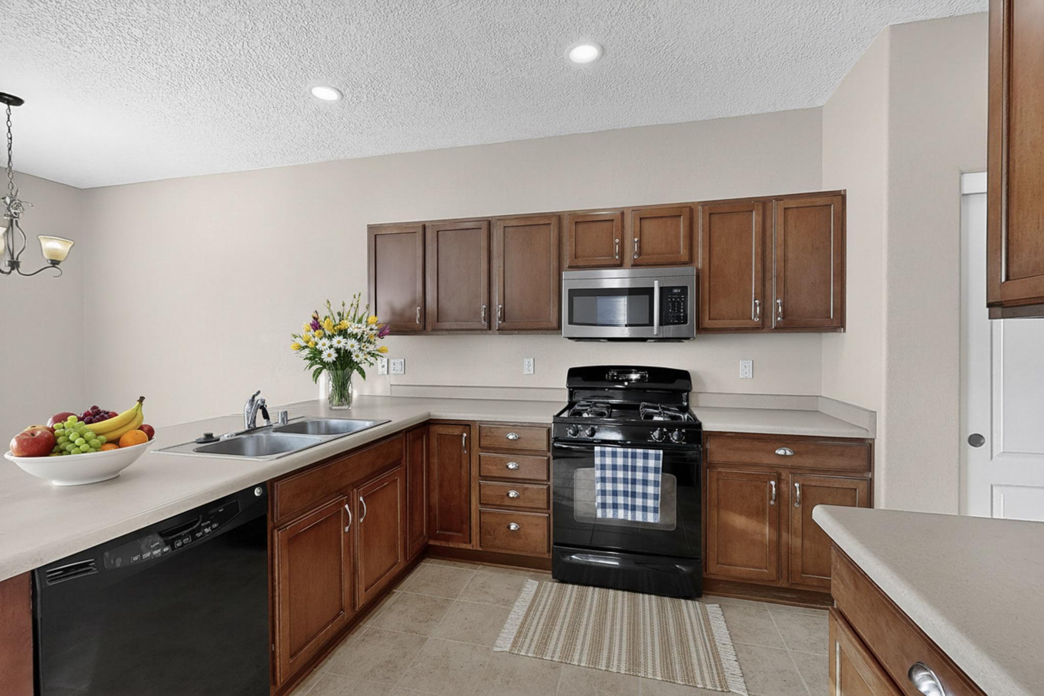 2229 CORTINA Loop SE