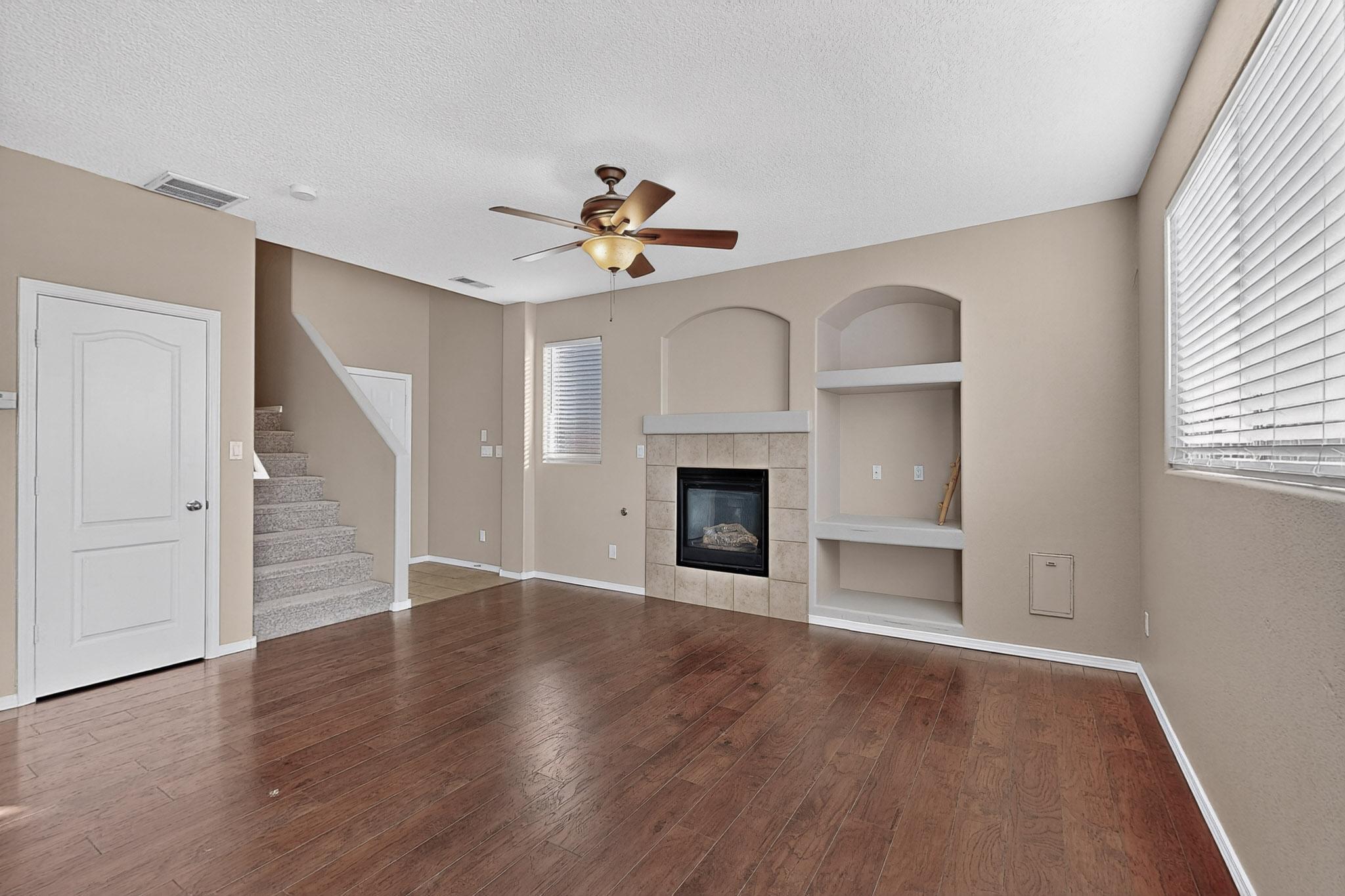 2229 CORTINA Loop SE