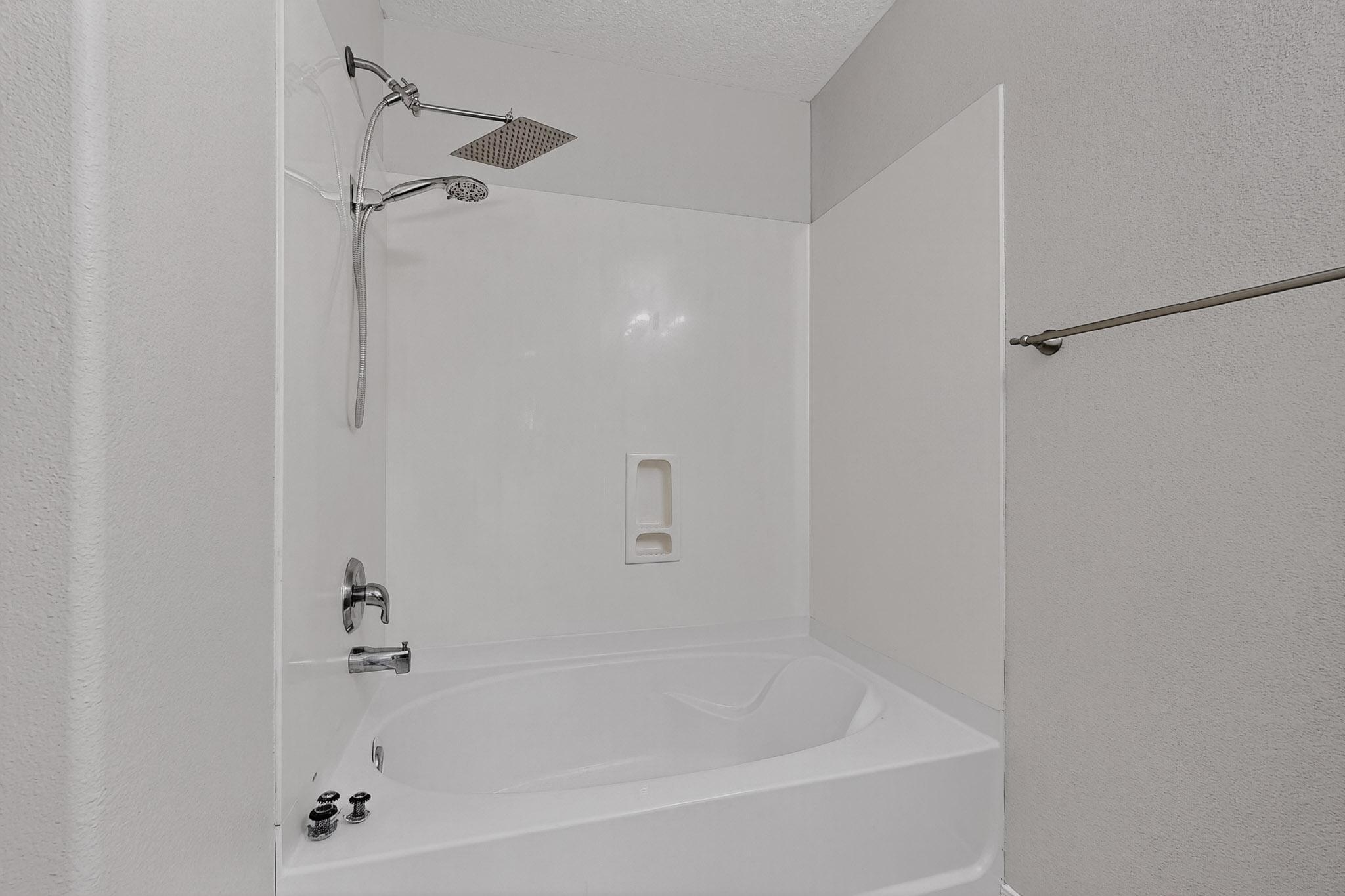 2229 CORTINA Loop SE