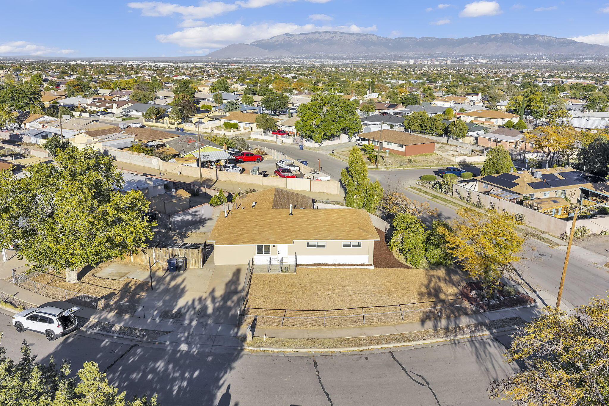 1146 Tomas Street SW